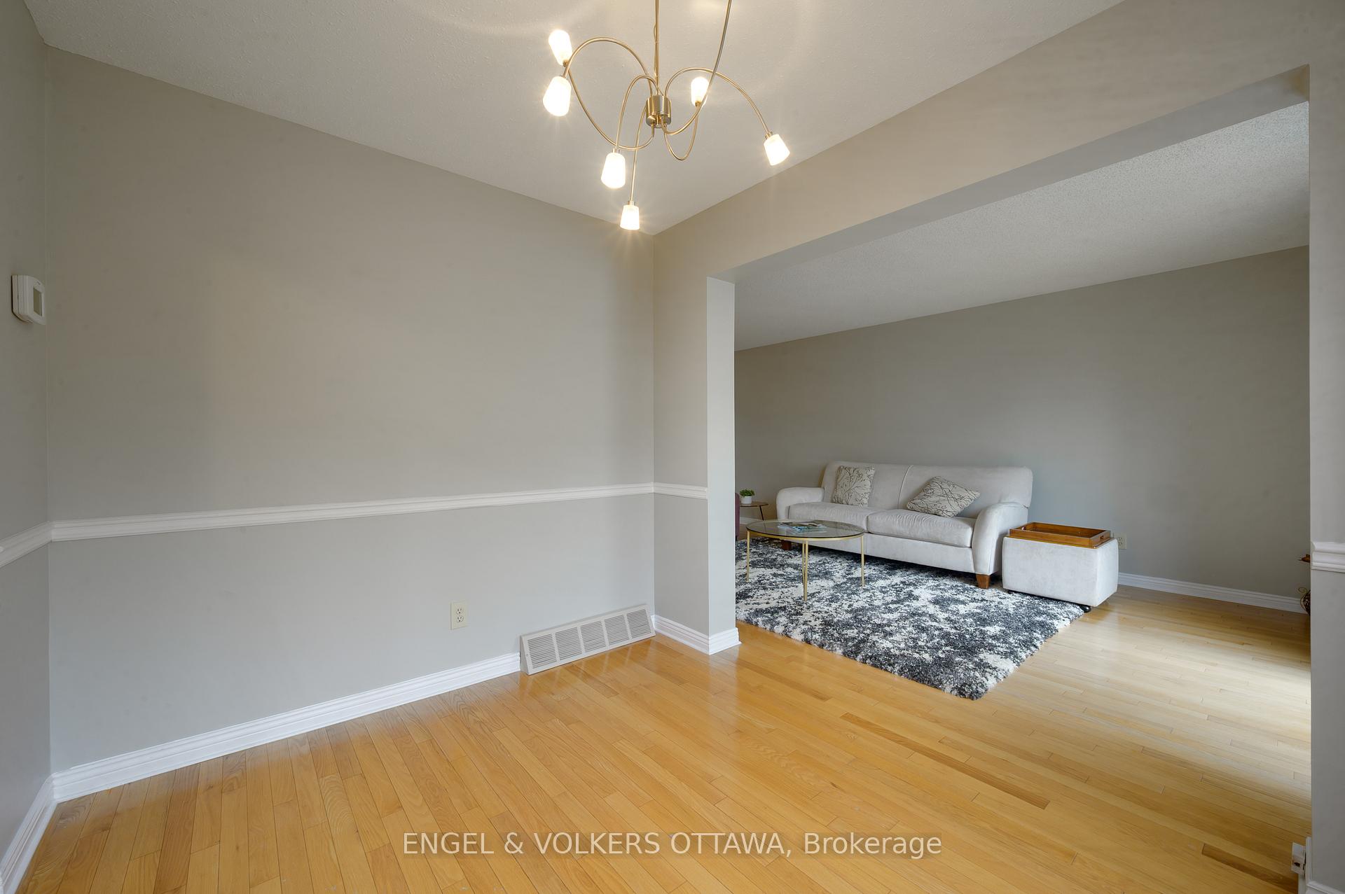 Photo 13 of 355 Kintyre Private, Ottawa, Carleton Square — HOMEH
