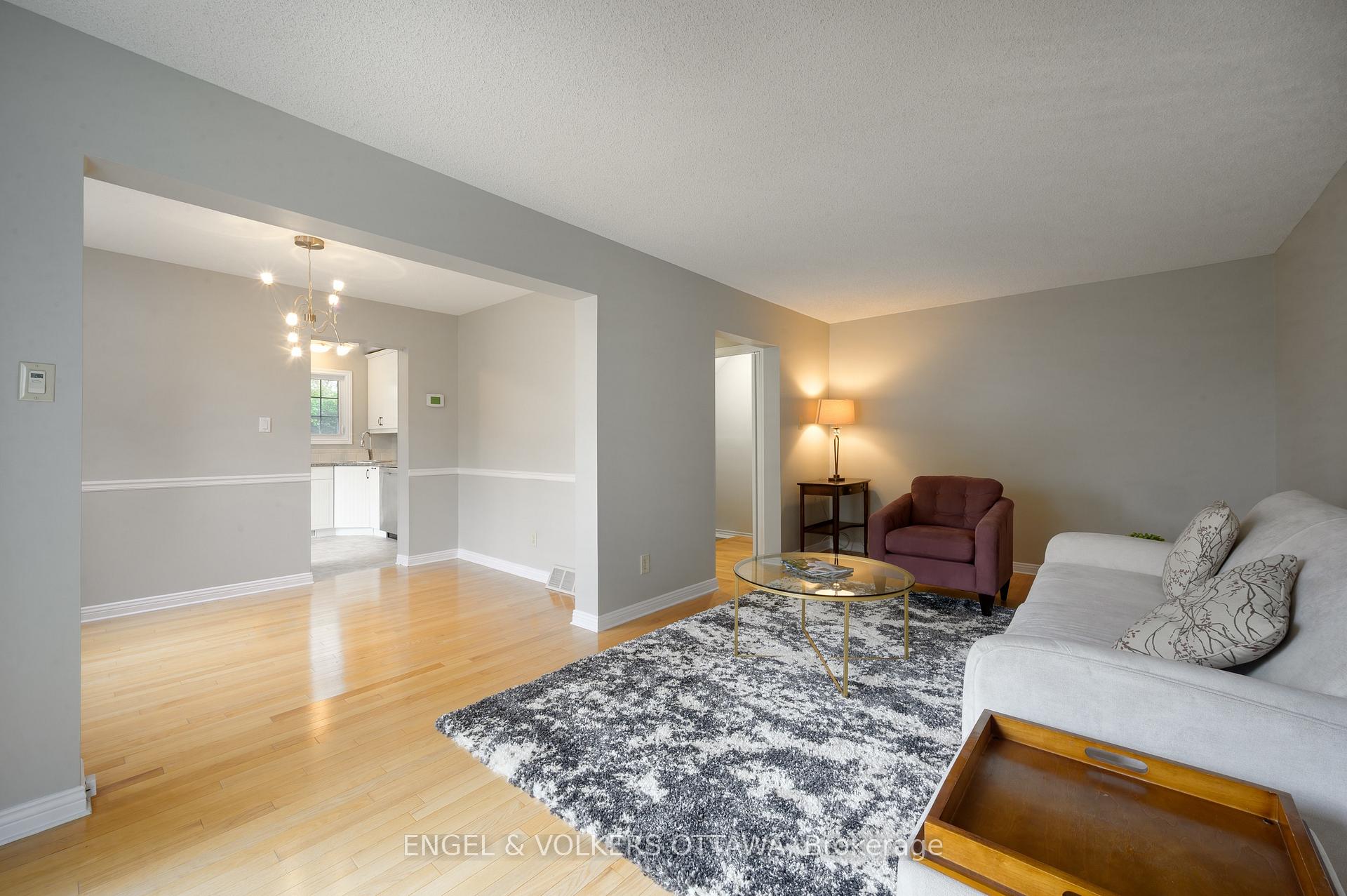Photo 15 of 355 Kintyre Private, Ottawa, Carleton Square — HOMEH