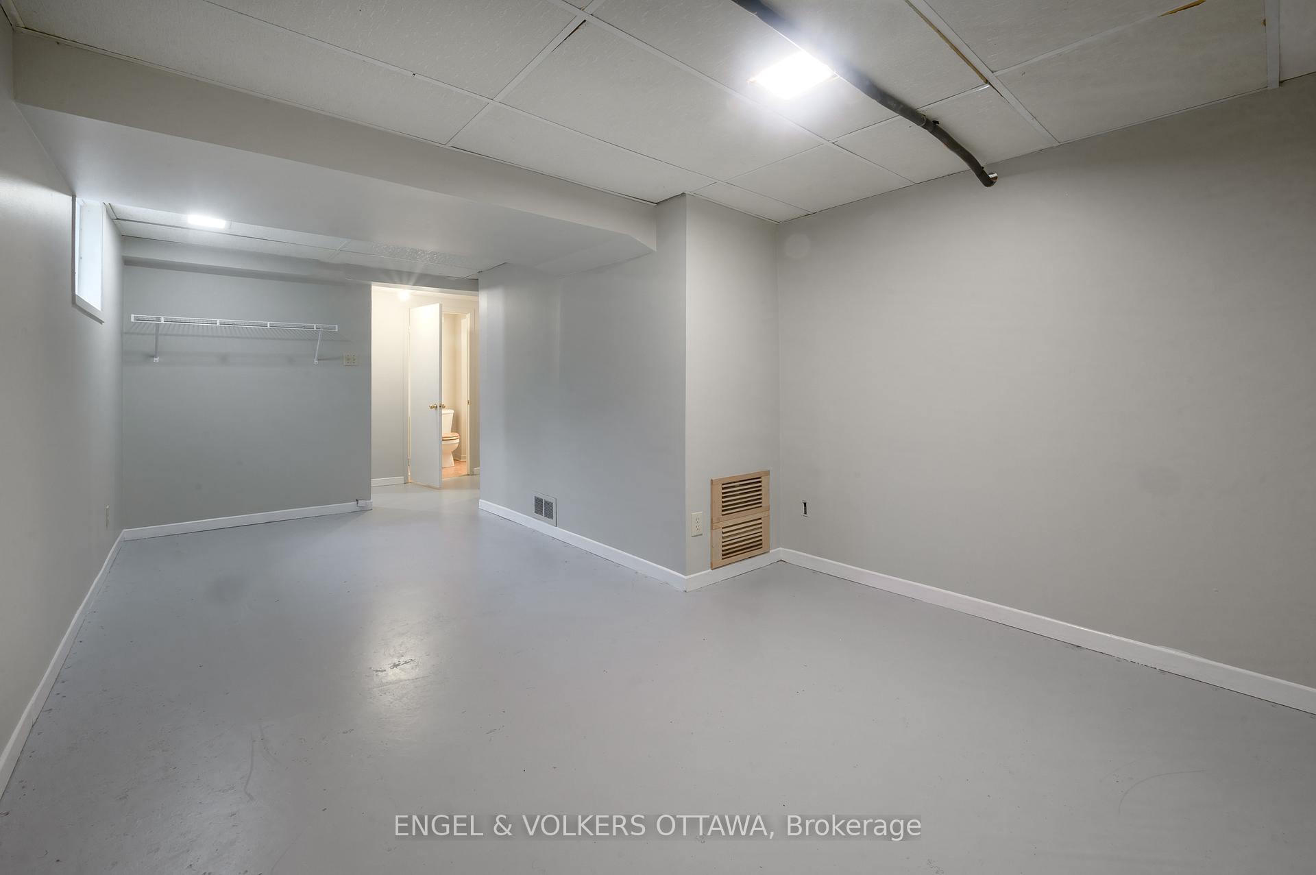 Photo 37 of 355 Kintyre Private, Ottawa, Carleton Square — HOMEH