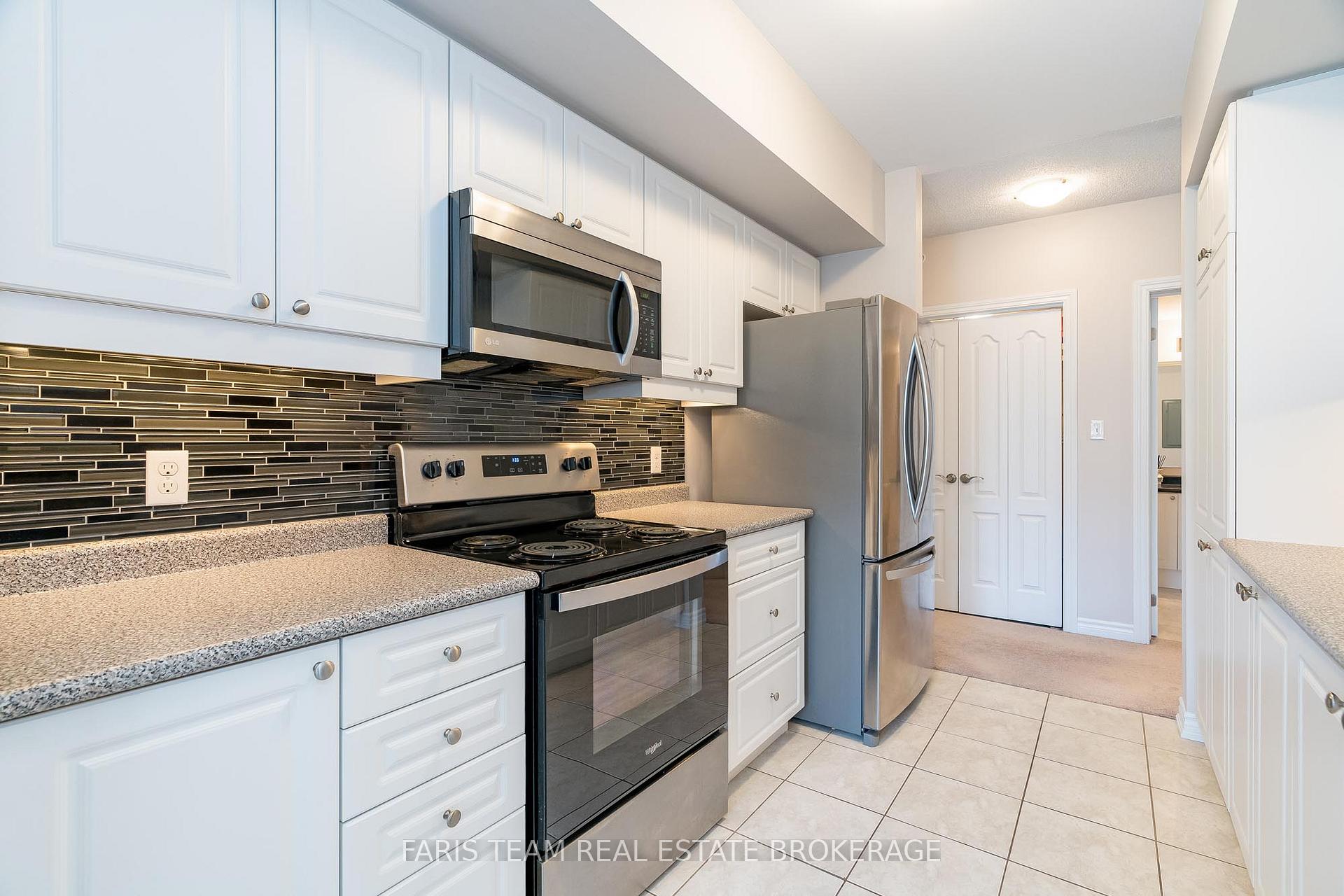 Photo 7 of Unit 301, 39 Ferndale Drive S, Barrie, Ardagh — HOMEH