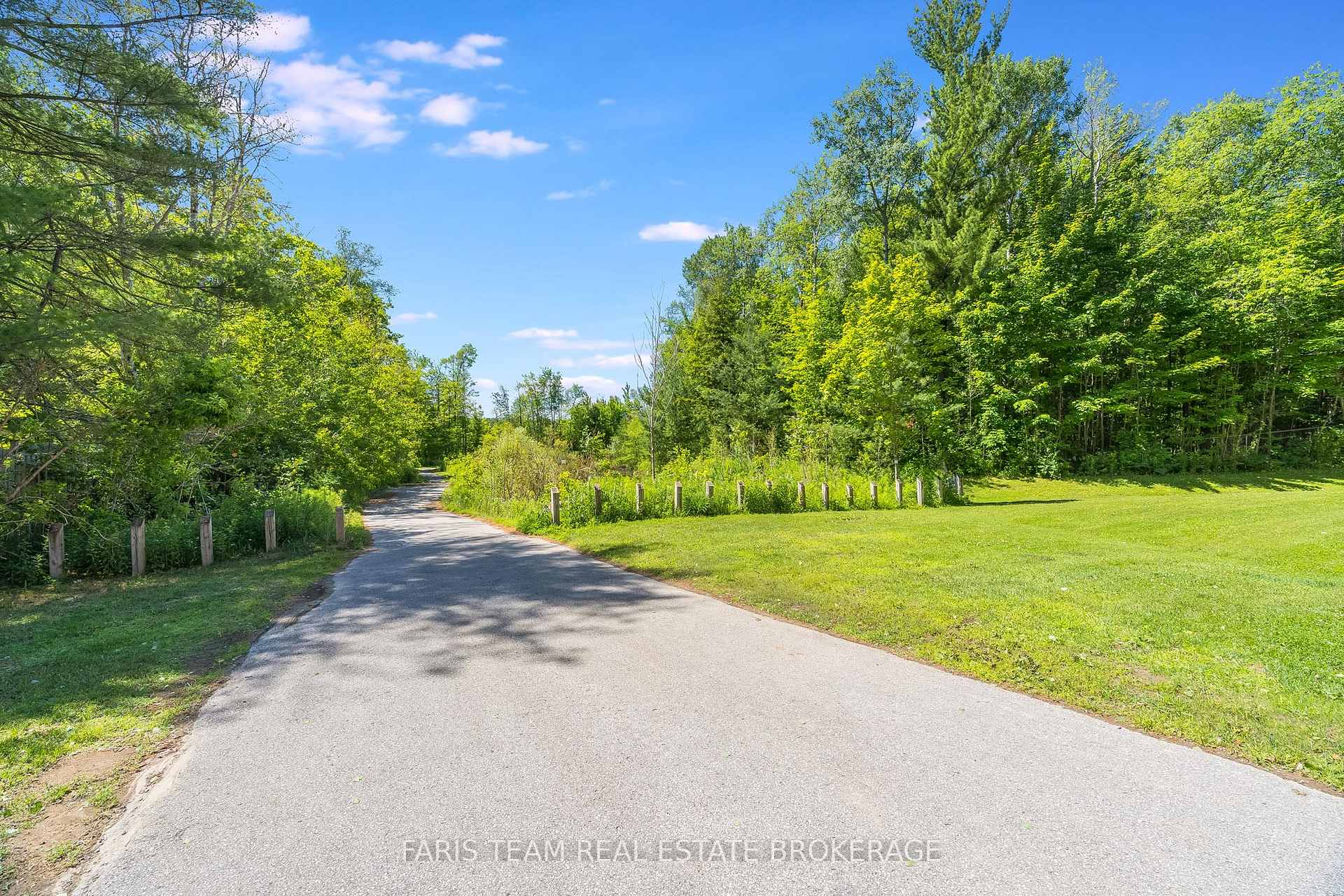 Photo 27 of Unit 301, 39 Ferndale Drive S, Barrie, Ardagh — HOMEH