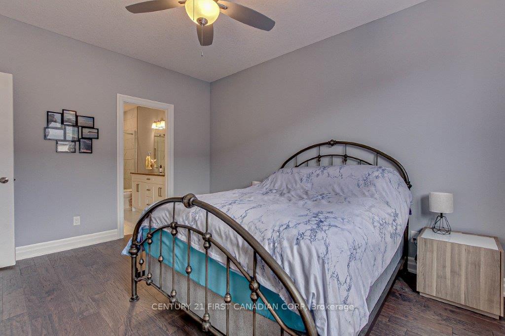 Photo 4 of Unit 418, 9861 Glendon Drive, Middlesex Centre, Rural Middlesex Centre — HOMEH