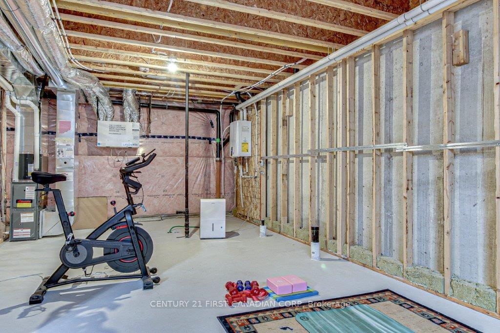 Photo 6 of Unit 418, 9861 Glendon Drive, Middlesex Centre, Rural Middlesex Centre — HOMEH