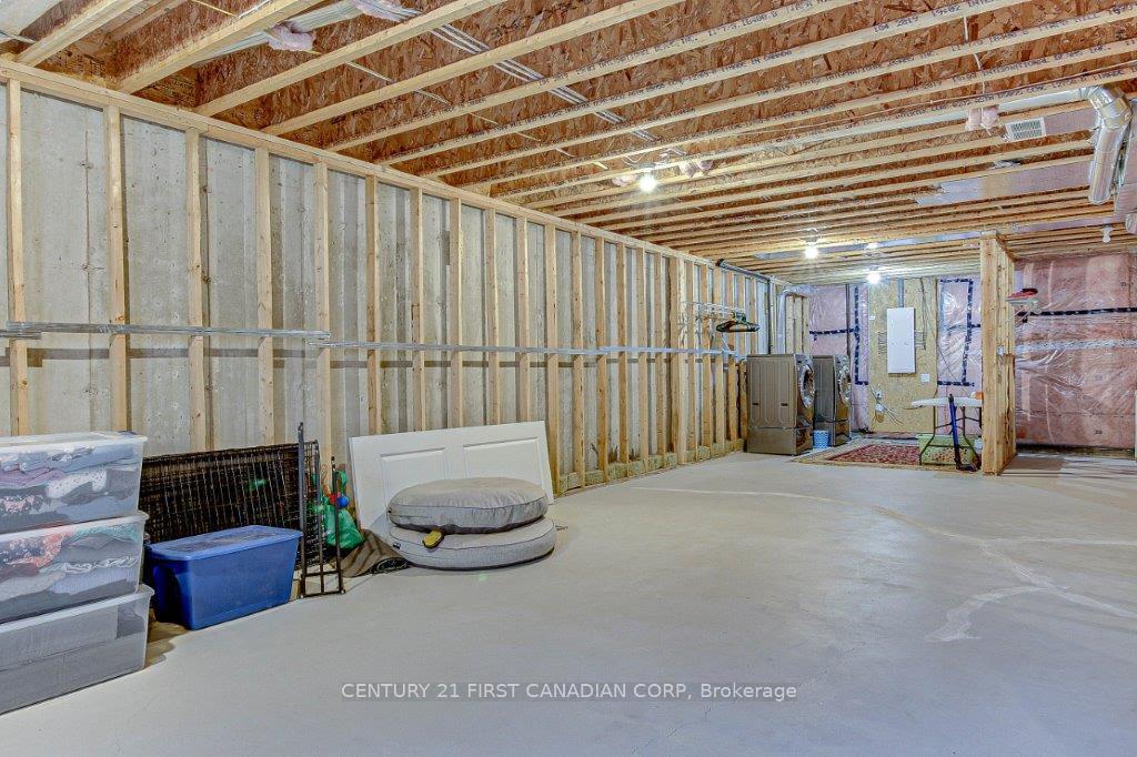 Photo 11 of Unit 418, 9861 Glendon Drive, Middlesex Centre, Rural Middlesex Centre — HOMEH