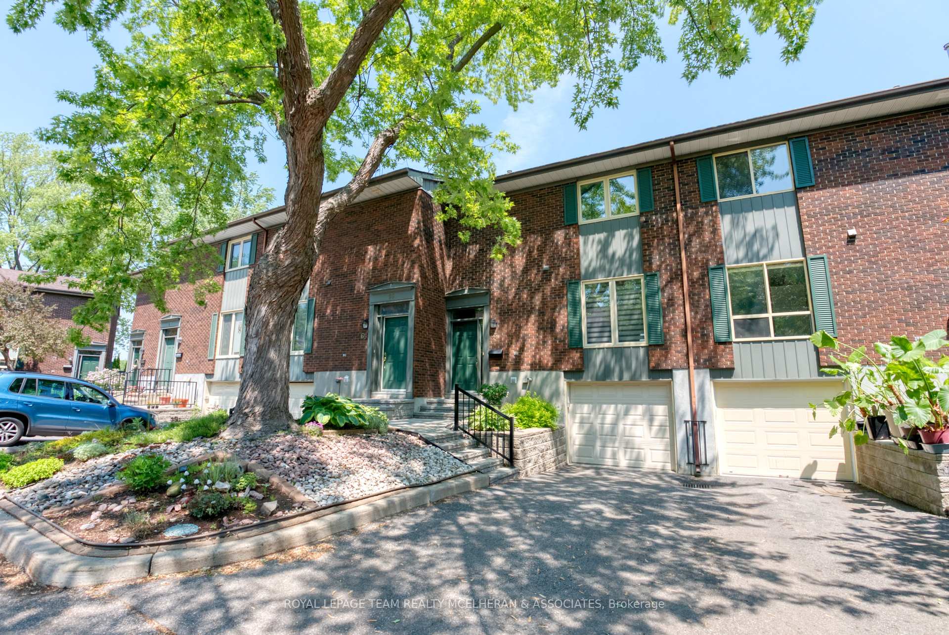 Photo 2 of Unit 84, 63 River Garden Private, Ottawa, Mooneys Bay/Riverside Park — HOMEH