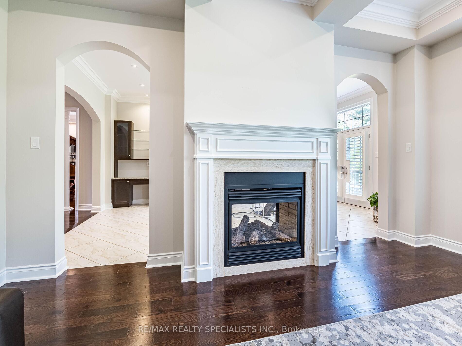 Photo 20 of 28 Elbern Markell Drive W, Brampton, Credit Valley — HOMEH