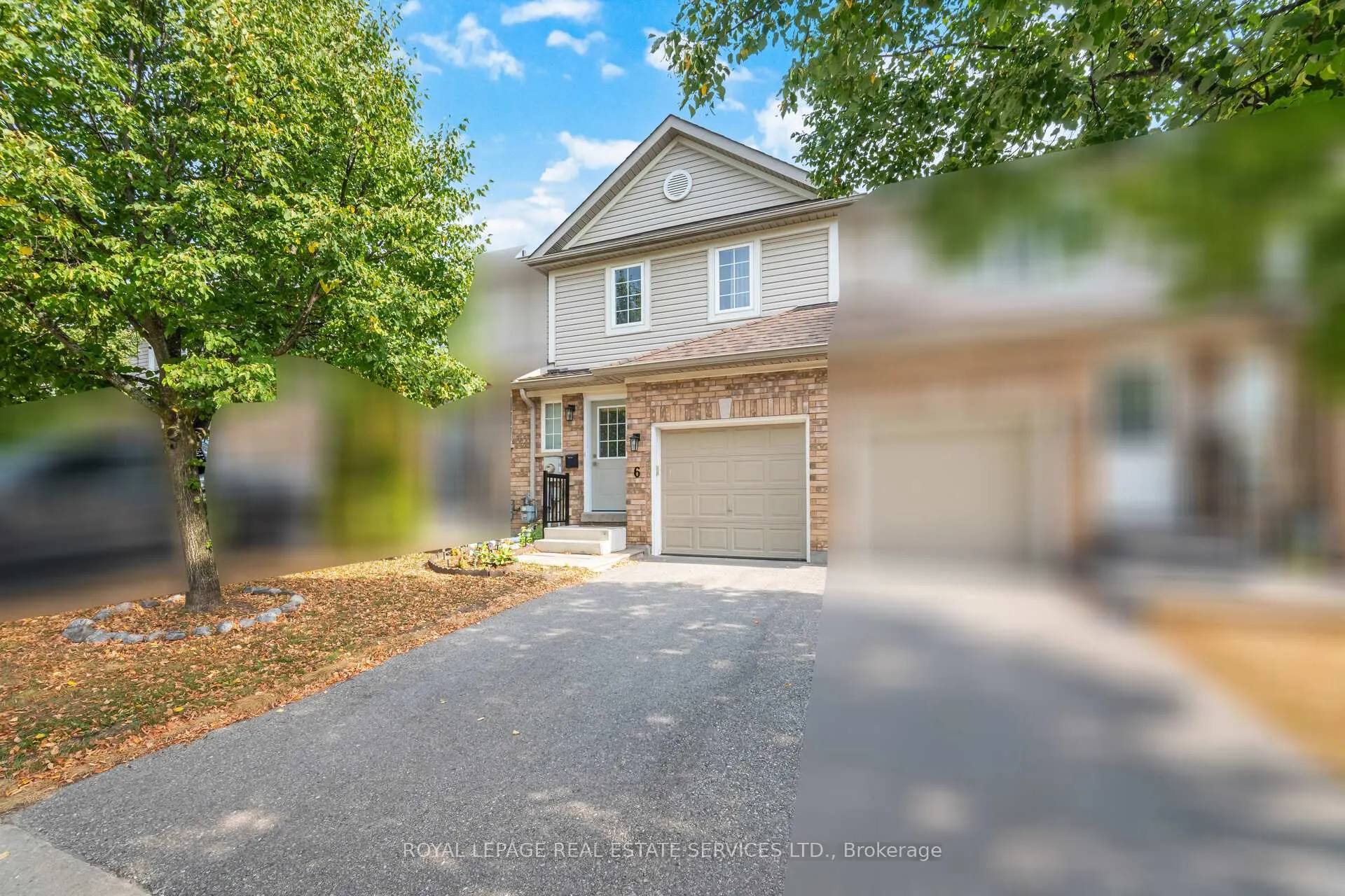 Photo 2 of Unit 6, 430 Mapleview Drive E, Barrie, Painswick South — HOMEH