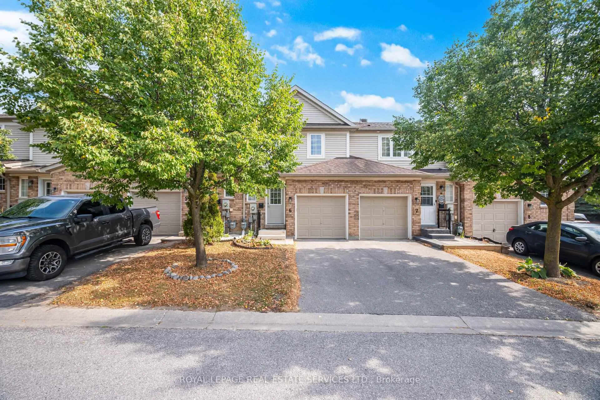 Photo 4 of Unit 6, 430 Mapleview Drive E, Barrie, Painswick South — HOMEH