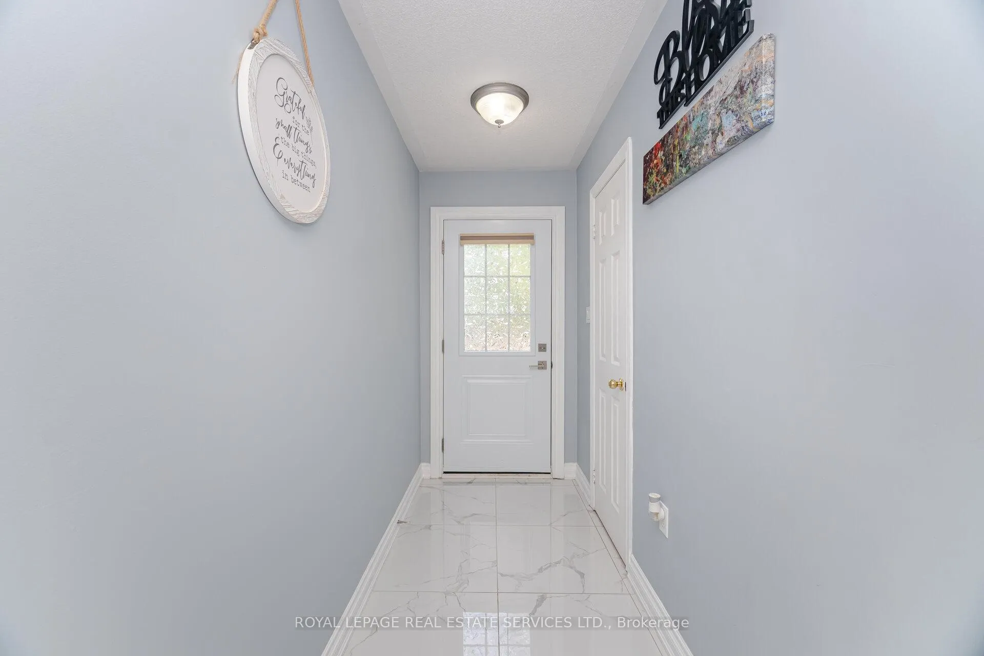 Photo 6 of Unit 6, 430 Mapleview Drive E, Barrie, Painswick South — HOMEH