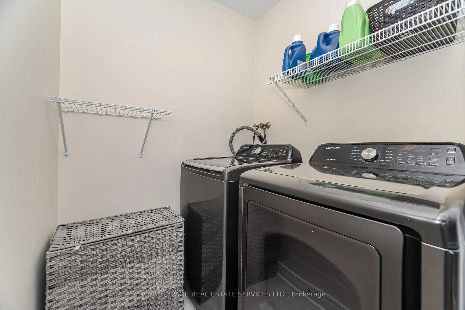 Photo 23 of Unit 6, 430 Mapleview Drive E, Barrie, Painswick South — HOMEH
