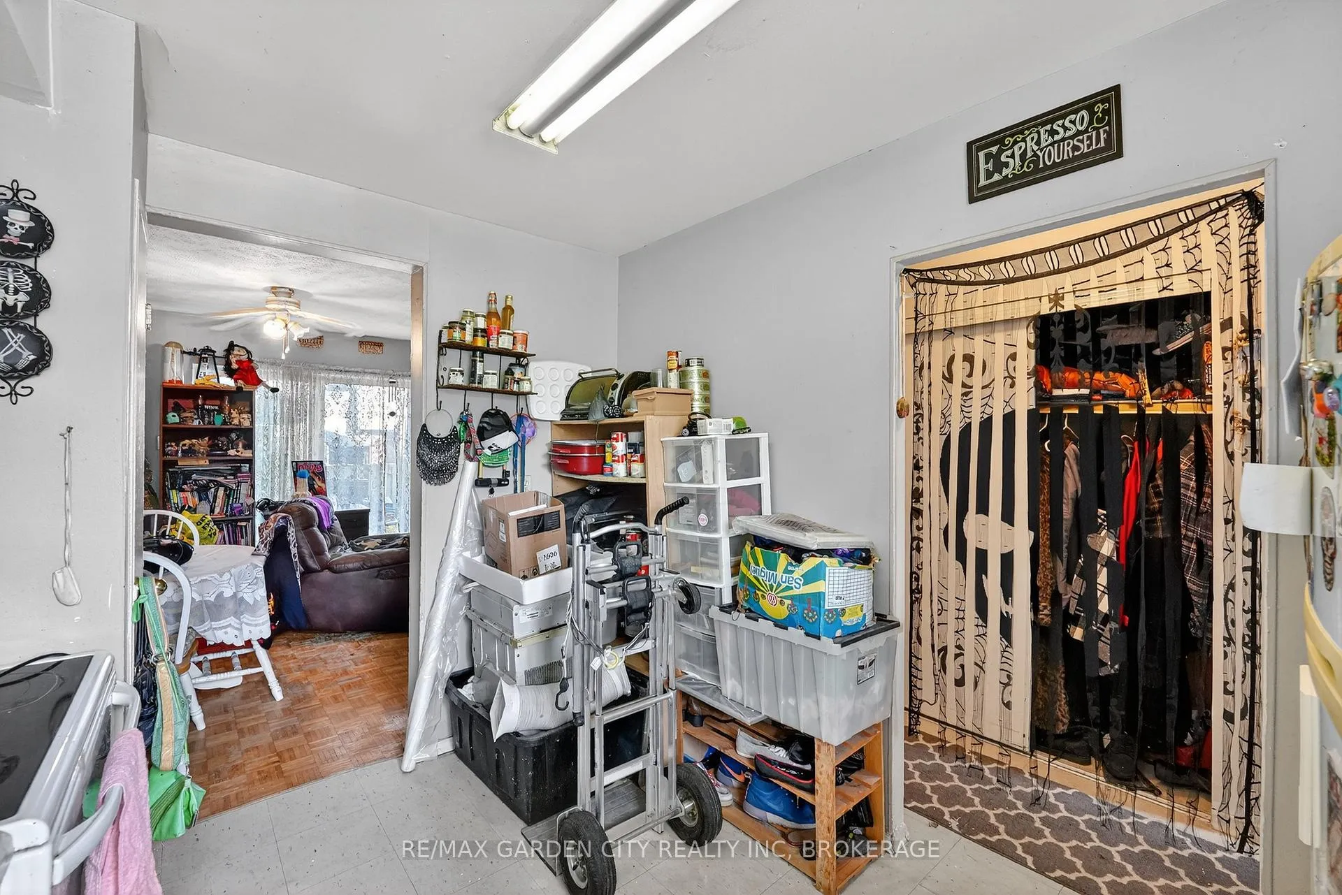 Photo 6 of Unit 133, 17 Old Pine Trail, St. Catharines, Carlton/Bunting — HOMEH