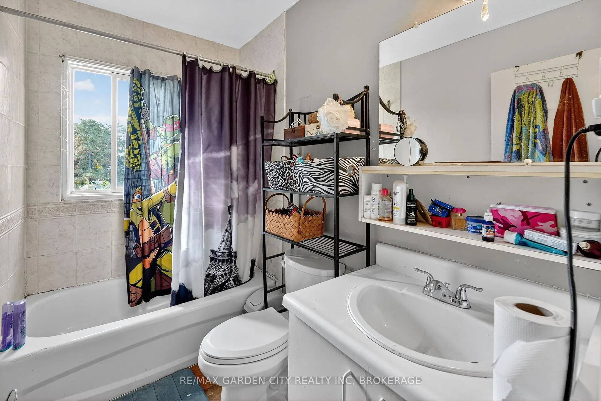 Photo 15 of Unit 133, 17 Old Pine Trail, St. Catharines, Carlton/Bunting — HOMEH