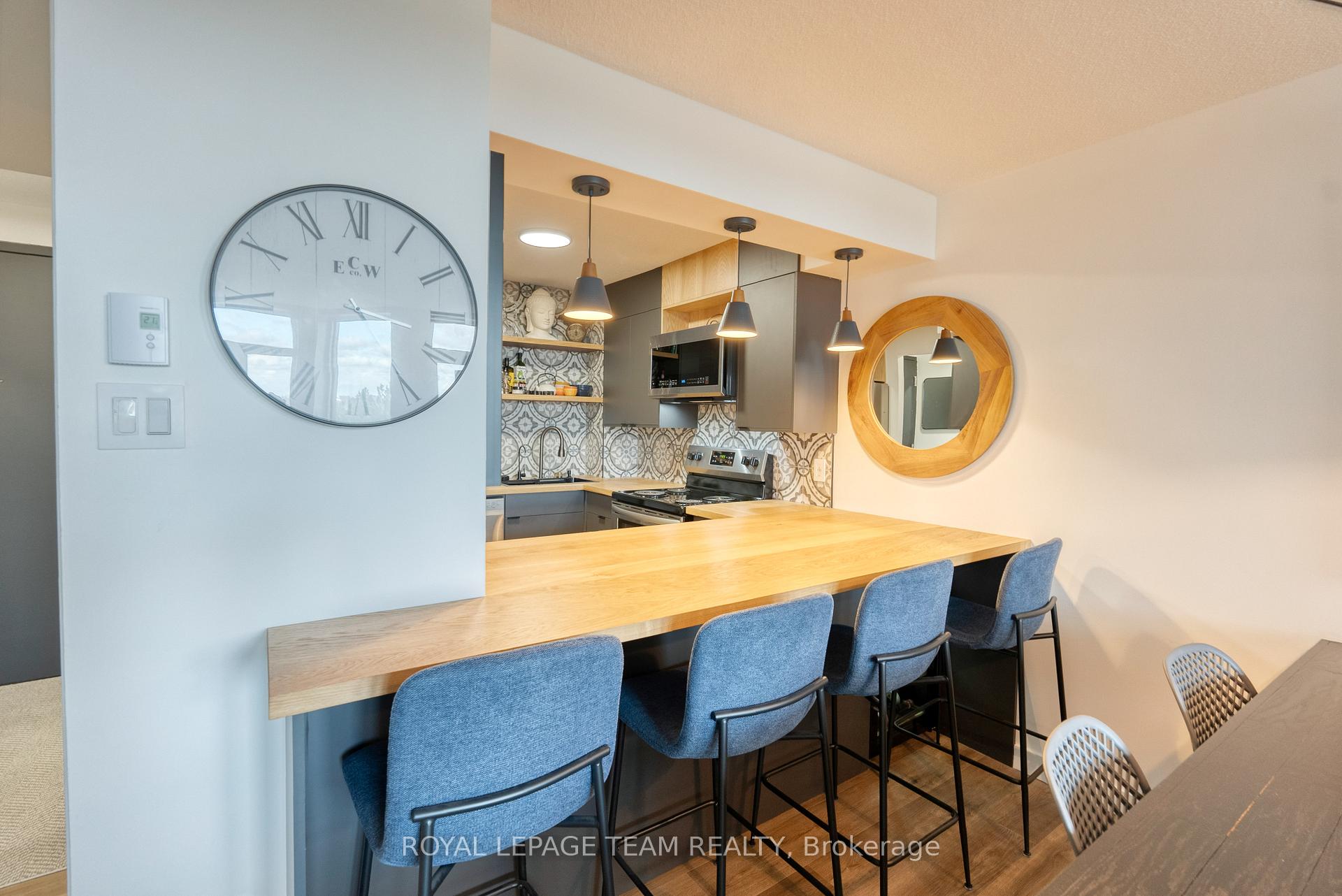 Photo 9 of Unit 510, 1025 Grenon Avenue, Ottawa, Fairfield Heights — HOMEH