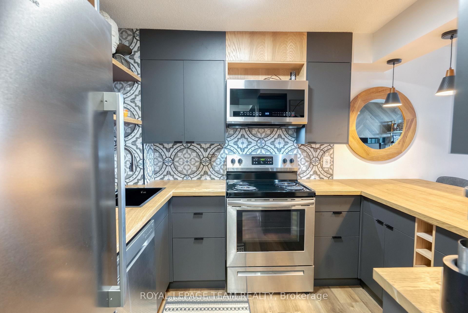Photo 10 of Unit 510, 1025 Grenon Avenue, Ottawa, Fairfield Heights — HOMEH