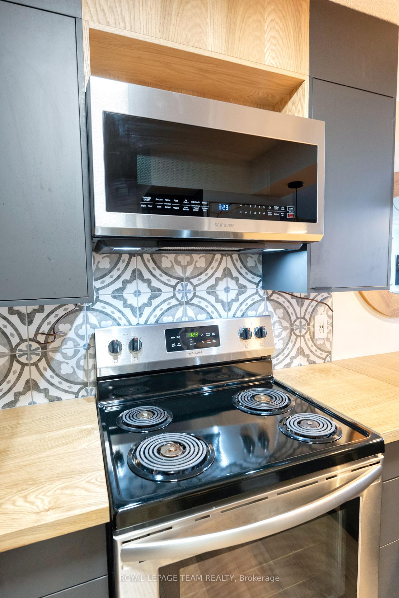 Photo 12 of Unit 510, 1025 Grenon Avenue, Ottawa, Fairfield Heights — HOMEH