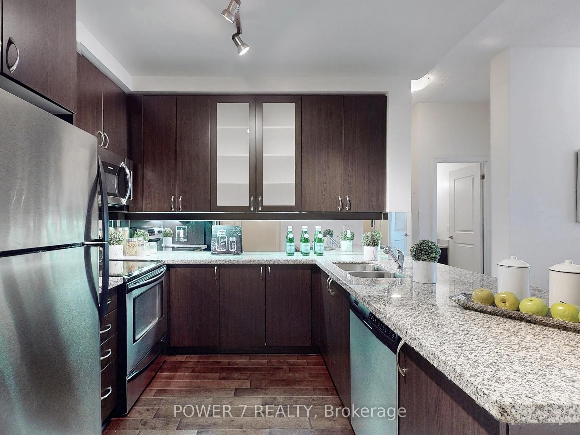 Photo 6 of Unit 903, 1 Upper Duke Crescent, Markham, Unionville — HOMEH