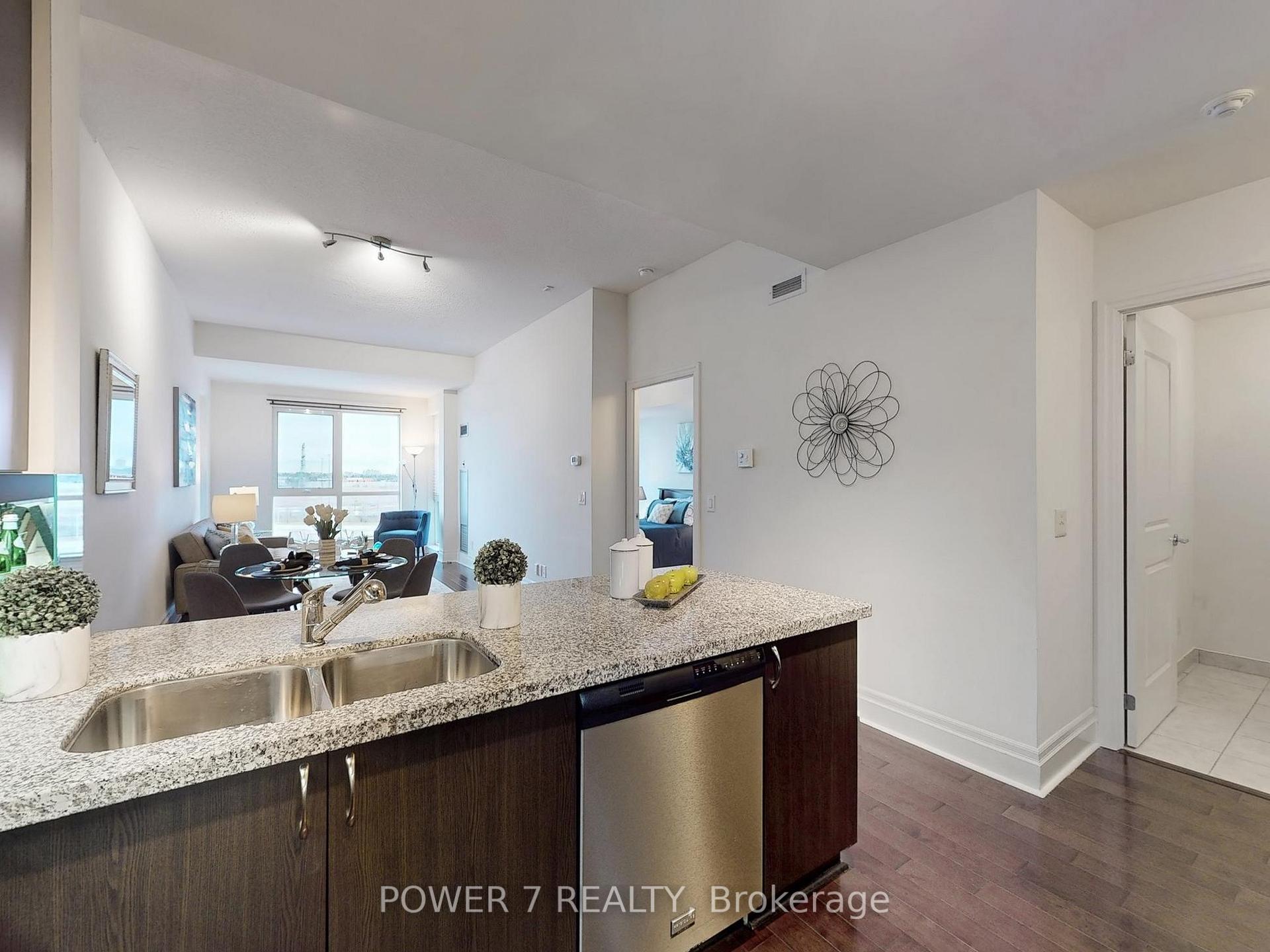 Photo 7 of Unit 903, 1 Upper Duke Crescent, Markham, Unionville — HOMEH