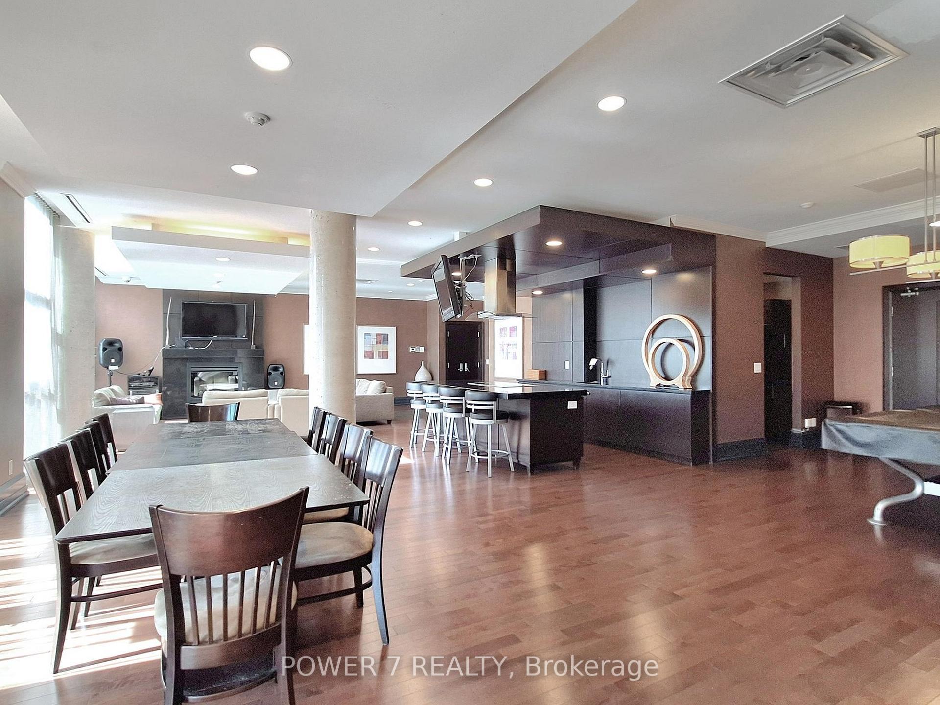 Photo 27 of Unit 903, 1 Upper Duke Crescent, Markham, Unionville — HOMEH