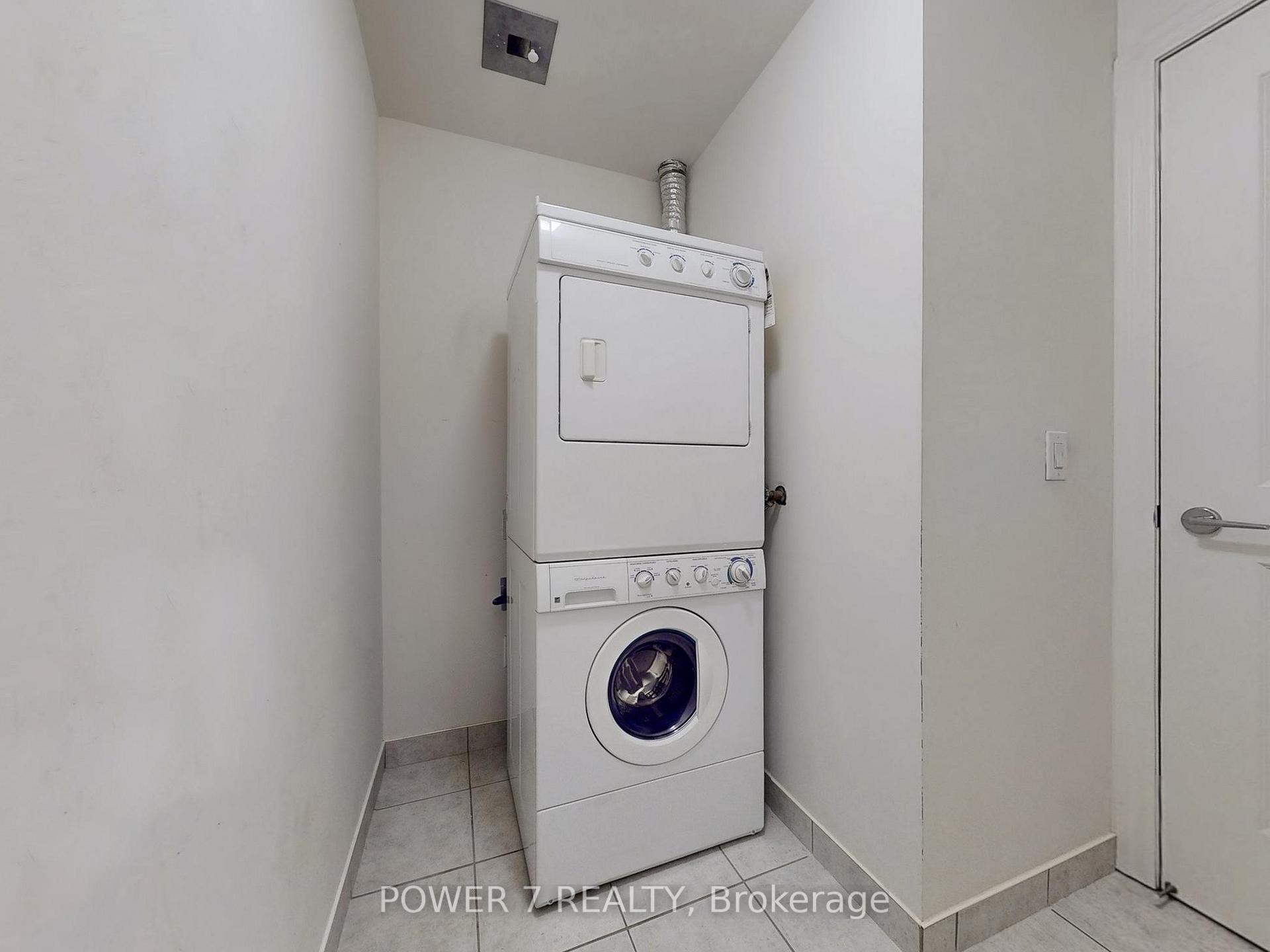 Photo 45 of Unit 903, 1 Upper Duke Crescent, Markham, Unionville — HOMEH