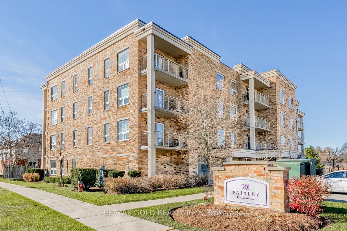 Front of Unit 301, 901 Paisley Road