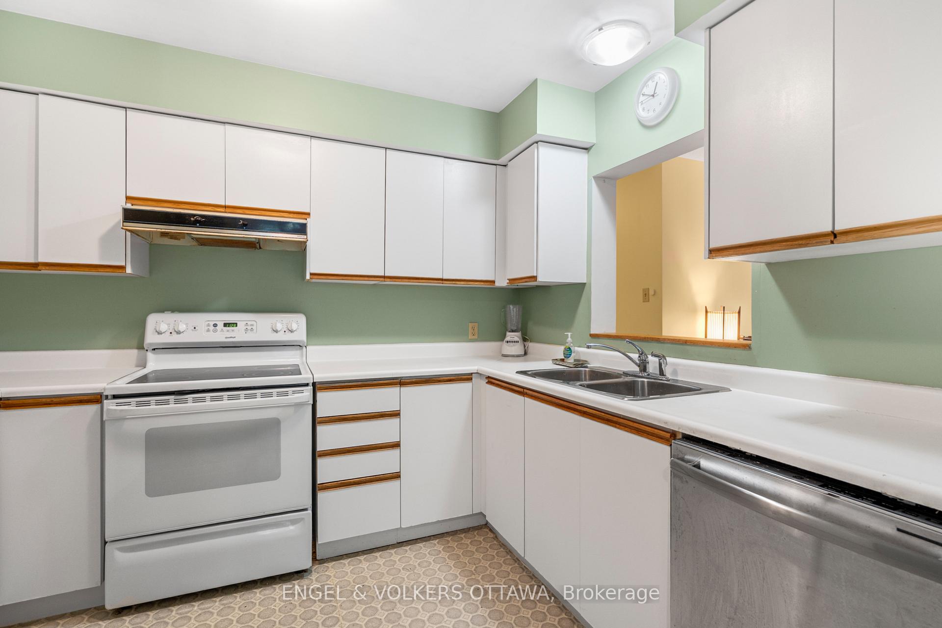 Photo 17 of Unit B, 183 Cumberland Street, Ottawa, Lower Town/Byward Market — HOMEH