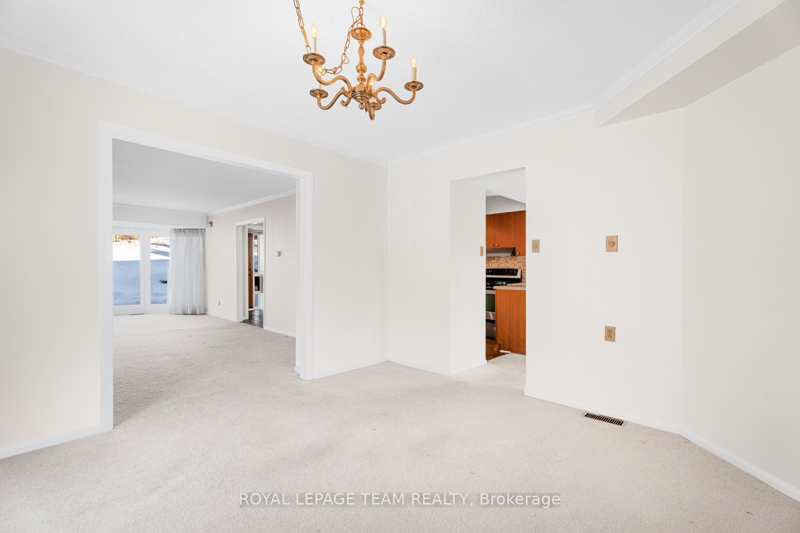 Photo 8 of 40 Belvedere Crescent, Ottawa, Lindenlea — HOMEH
