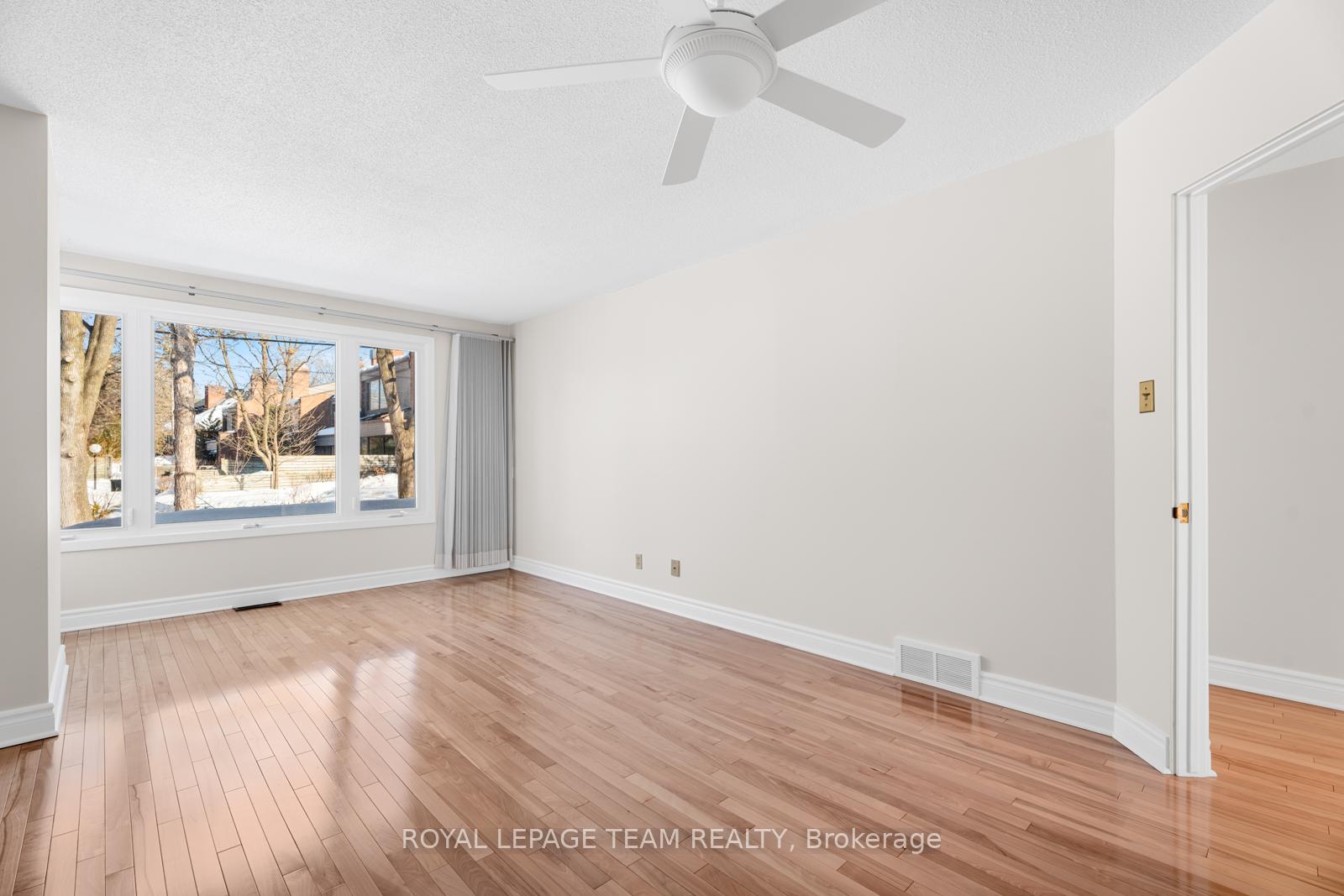 Photo 18 of 40 Belvedere Crescent, Ottawa, Lindenlea — HOMEH