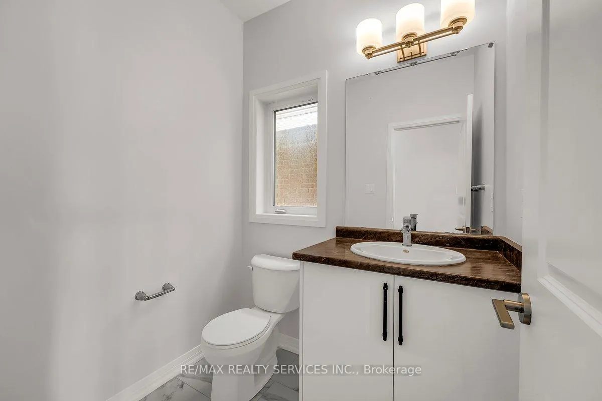 Photo 17 of 76 Hitchman Street, Brant, Paris — HOMEH