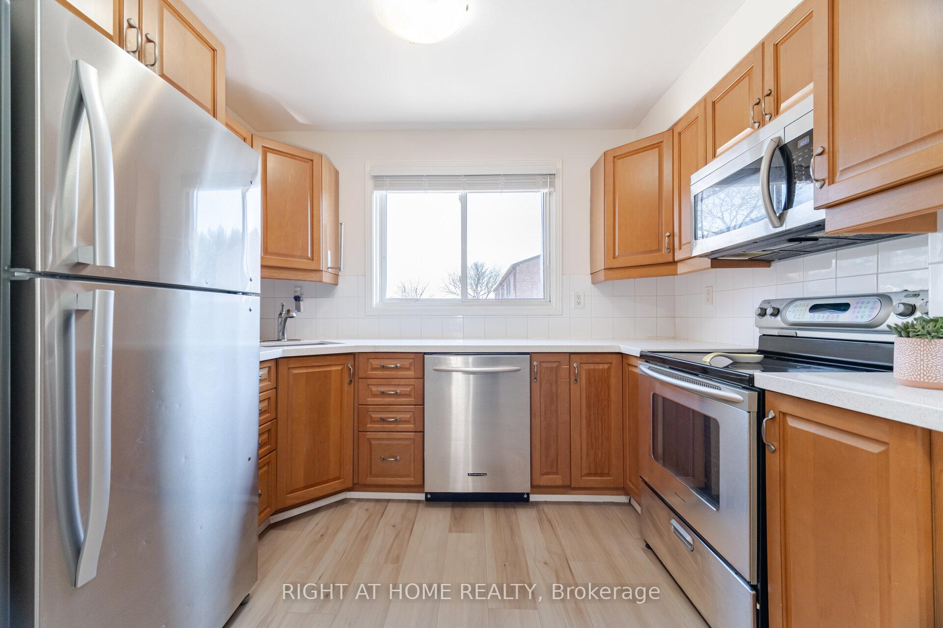 Photo 5 of Unit 31, 250 Magnolia Drive, Hamilton, Fessenden — HOMEH