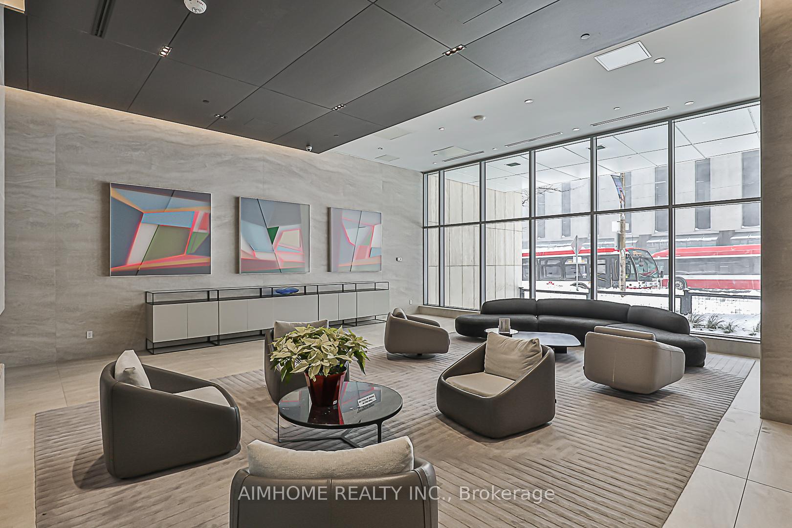 Photo 2 of Unit 2302, 2221 Yonge Street, Toronto, Mount Pleasant West — HOMEH