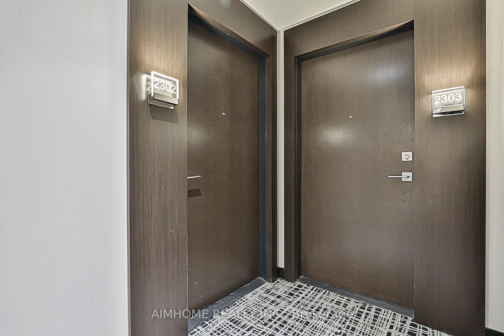 Photo 4 of Unit 2302, 2221 Yonge Street, Toronto, Mount Pleasant West — HOMEH