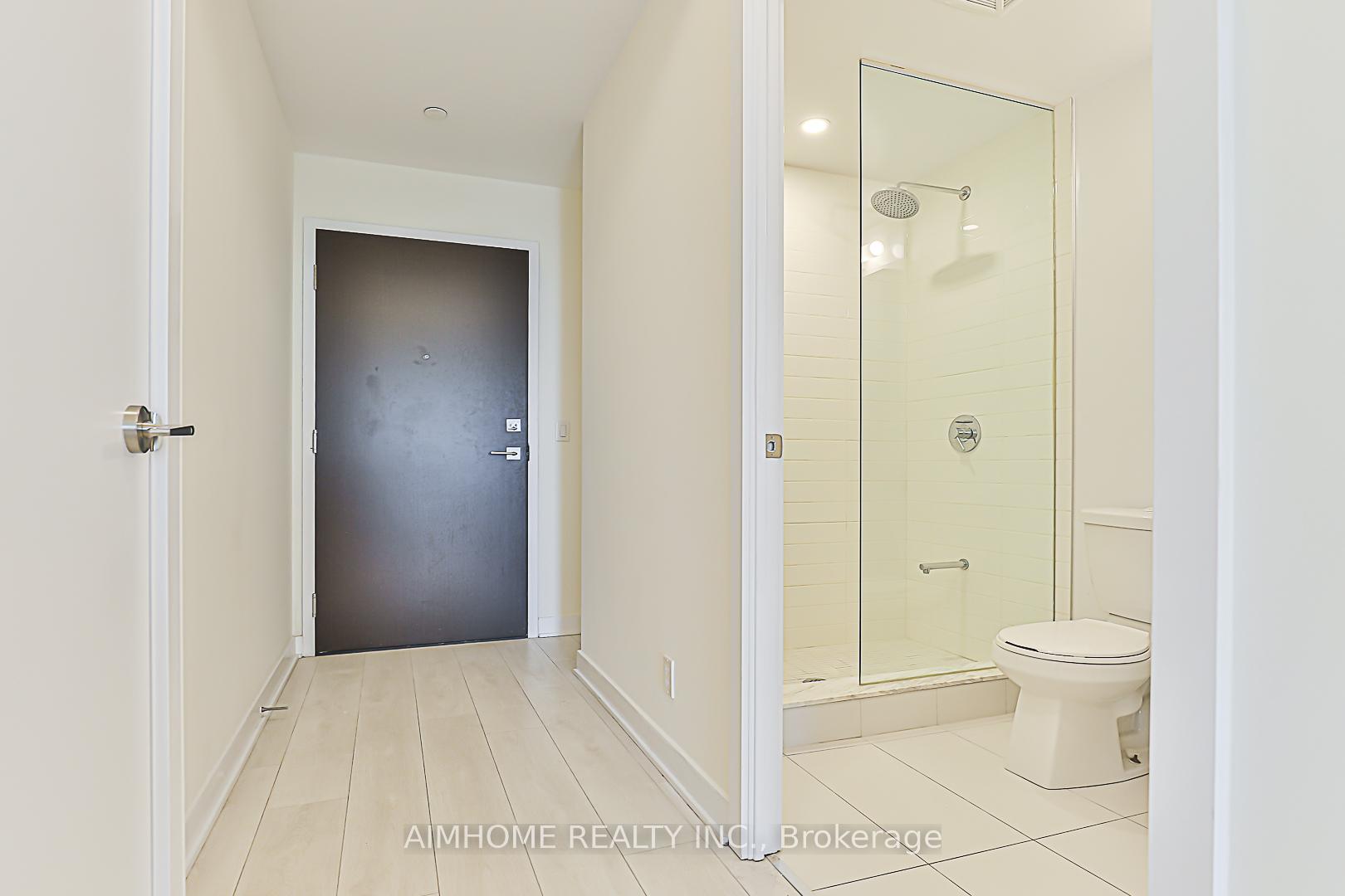 Photo 5 of Unit 2302, 2221 Yonge Street, Toronto, Mount Pleasant West — HOMEH