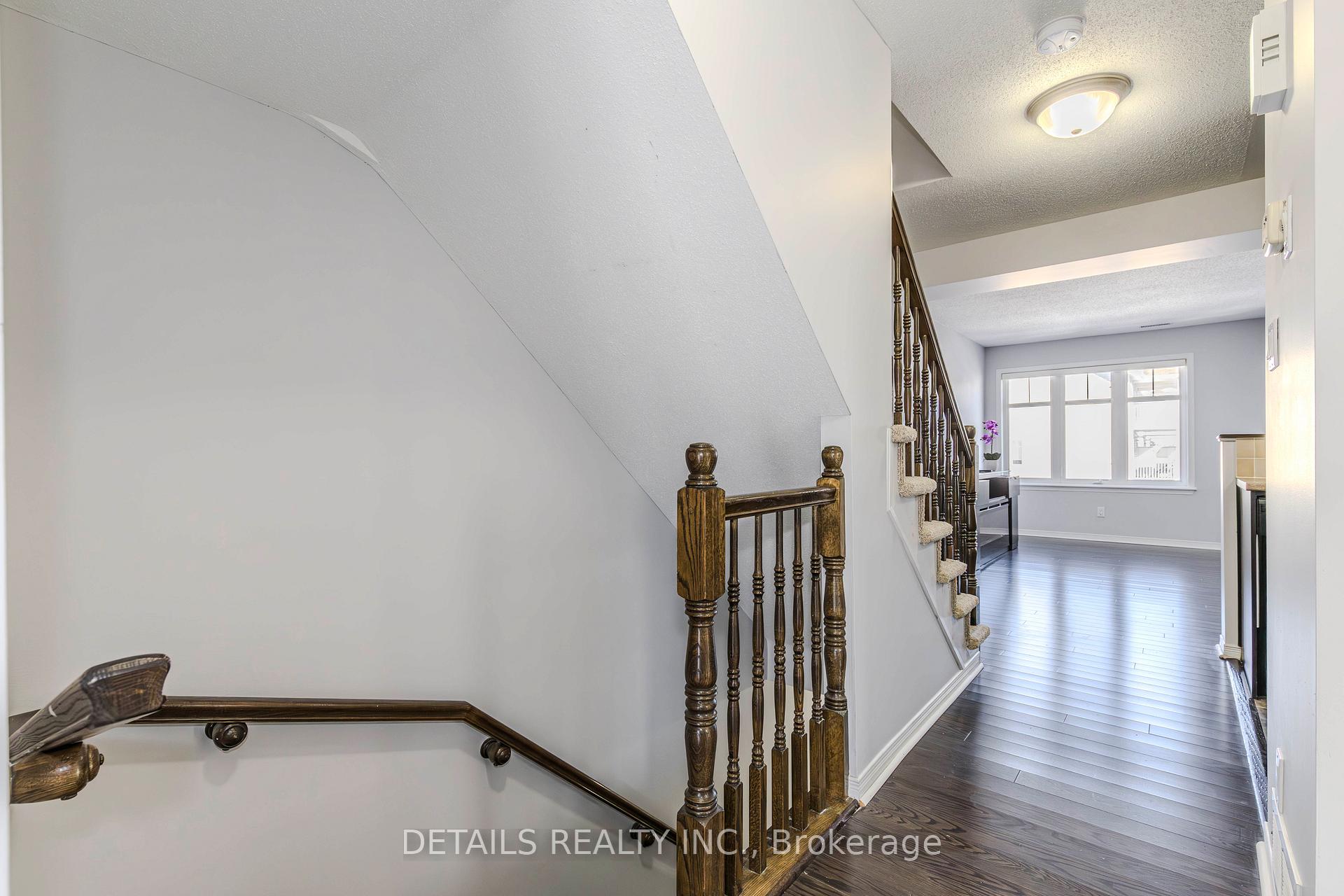 Photo 3 of 249 Keltie Pvt, Ottawa, Barrhaven - Longfields — HOMEH