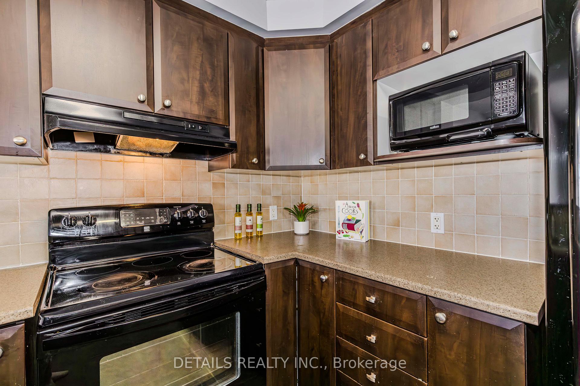 Photo 7 of 249 Keltie Pvt, Ottawa, Barrhaven - Longfields — HOMEH