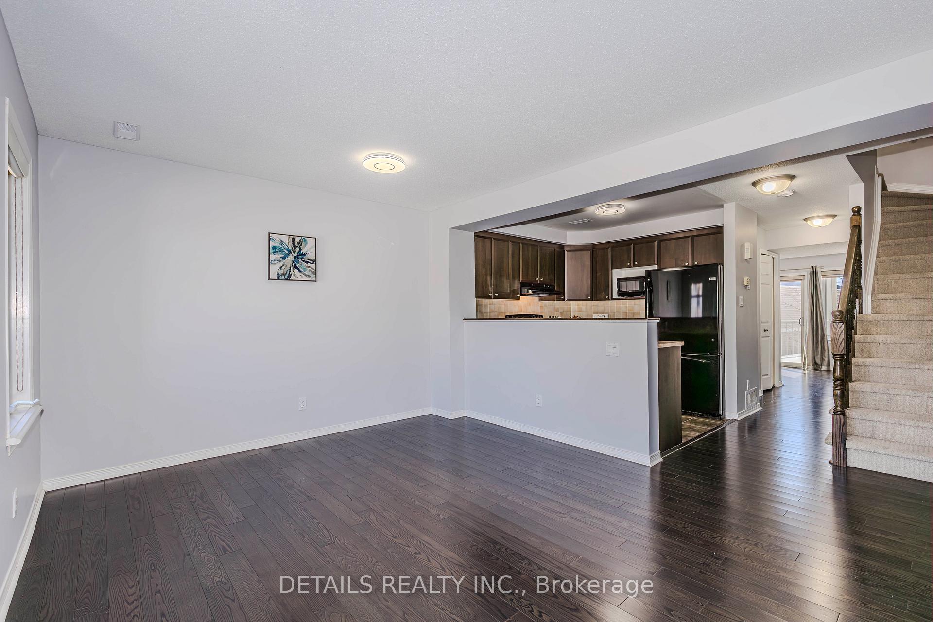 Photo 13 of 249 Keltie Pvt, Ottawa, Barrhaven - Longfields — HOMEH