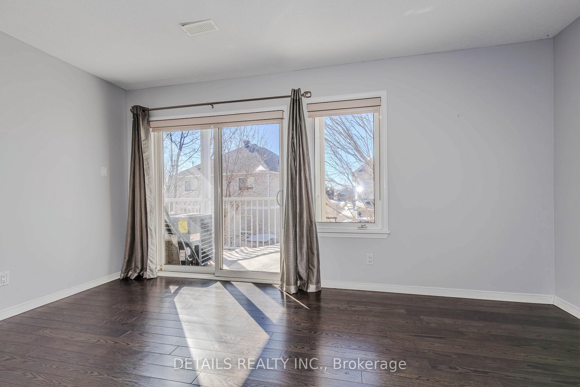 Photo 16 of 249 Keltie Pvt, Ottawa, Barrhaven - Longfields — HOMEH