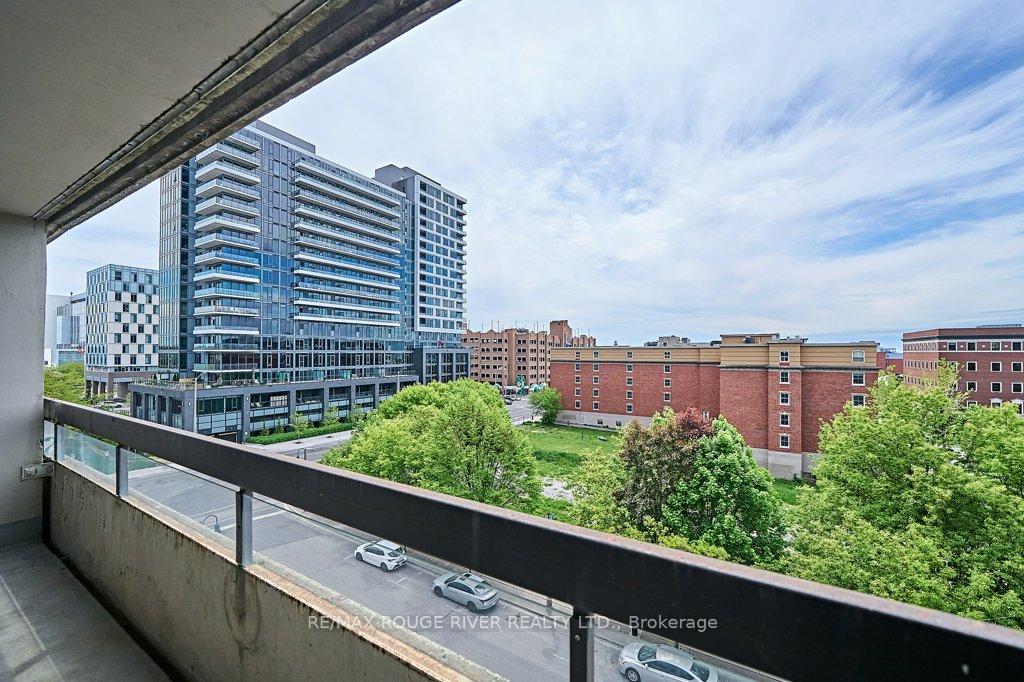 Photo 6 of Unit 525, 50 Richmond Street E, Oshawa, O'Neill — HOMEH