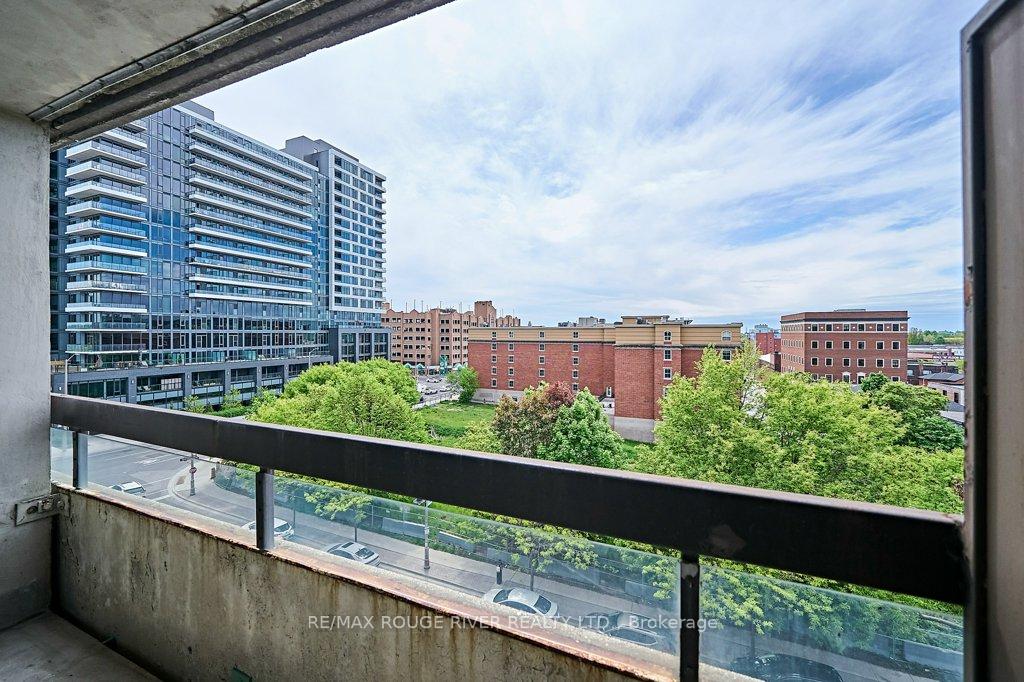 Photo 17 of Unit 525, 50 Richmond Street E, Oshawa, O'Neill — HOMEH