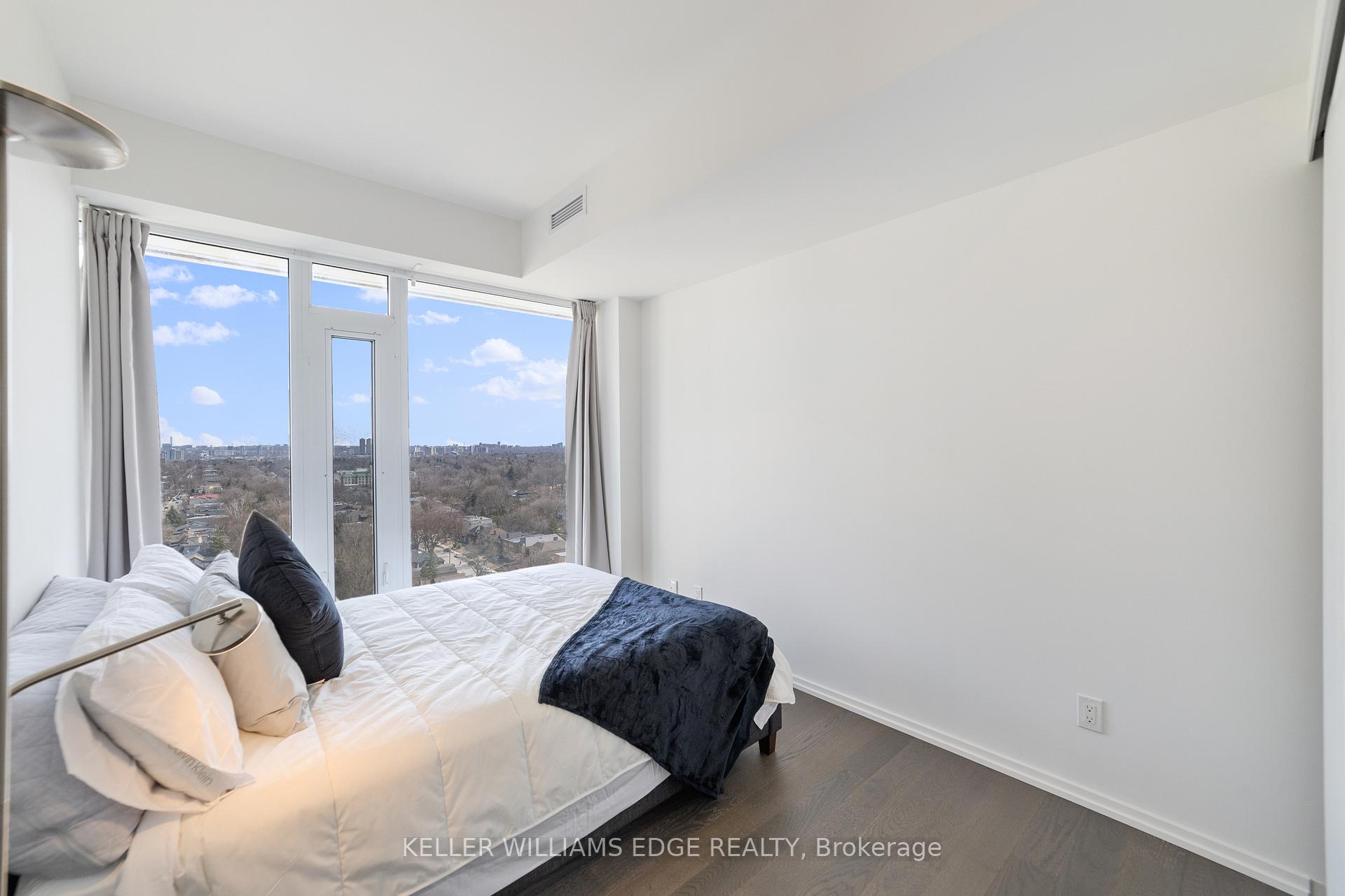 Photo 8 of Unit 2107, 5 Soudan Avenue, Toronto, Mount Pleasant West — HOMEH