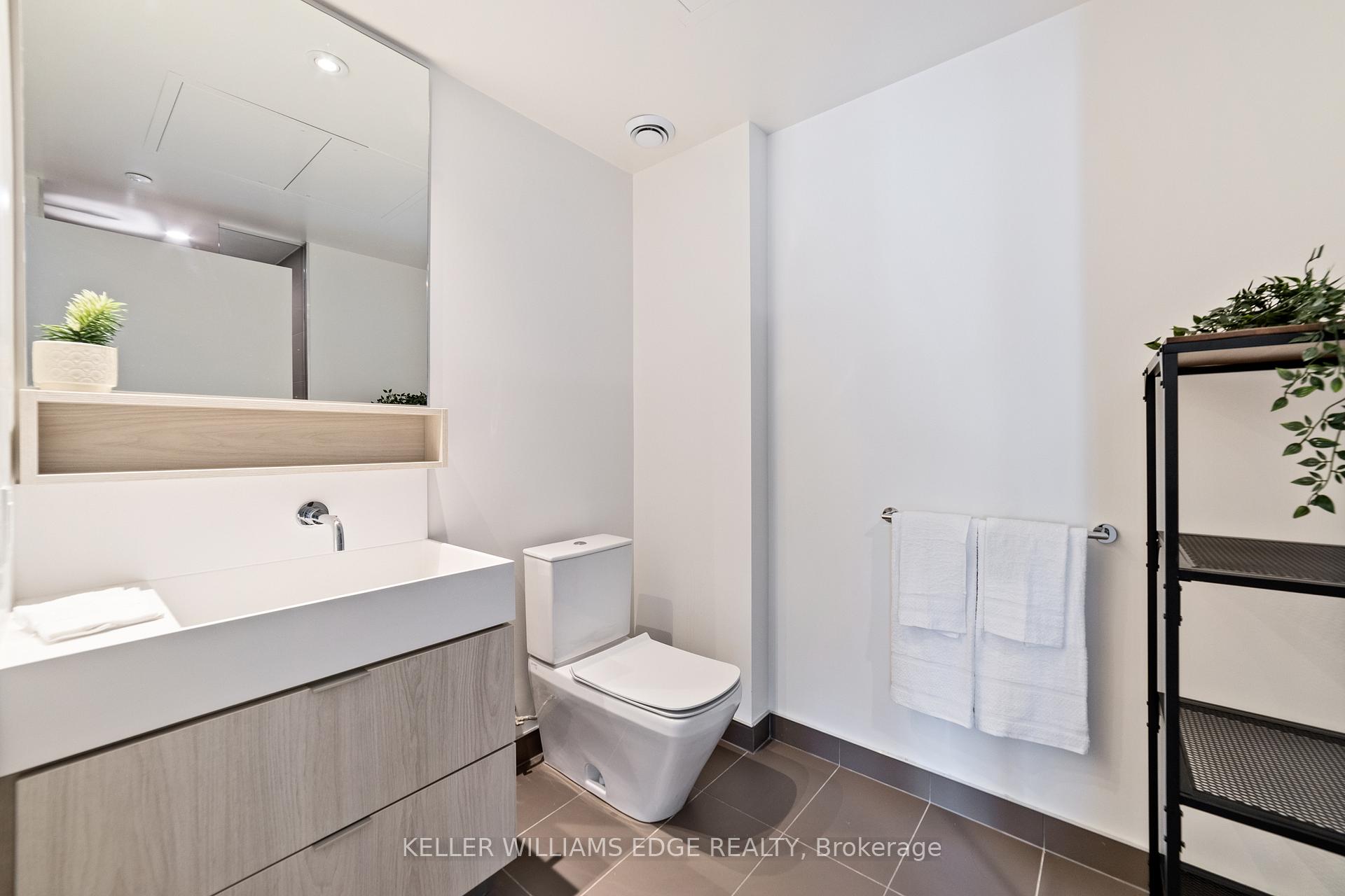 Photo 10 of Unit 2107, 5 Soudan Avenue, Toronto, Mount Pleasant West — HOMEH