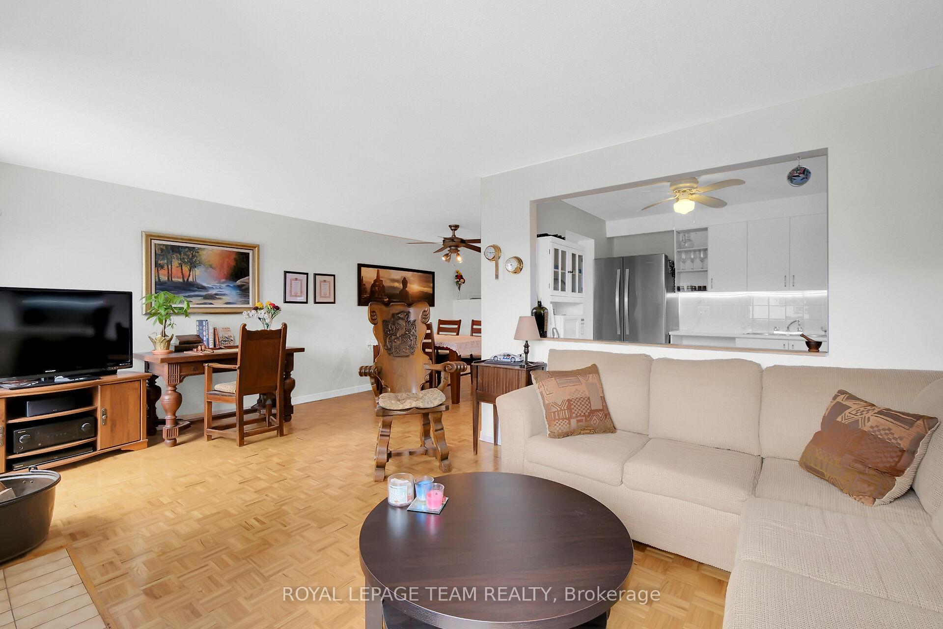 Photo 9 of 4B Maple Ridge Crescent W, Ottawa, Barrhaven - Pheasant Run — HOMEH