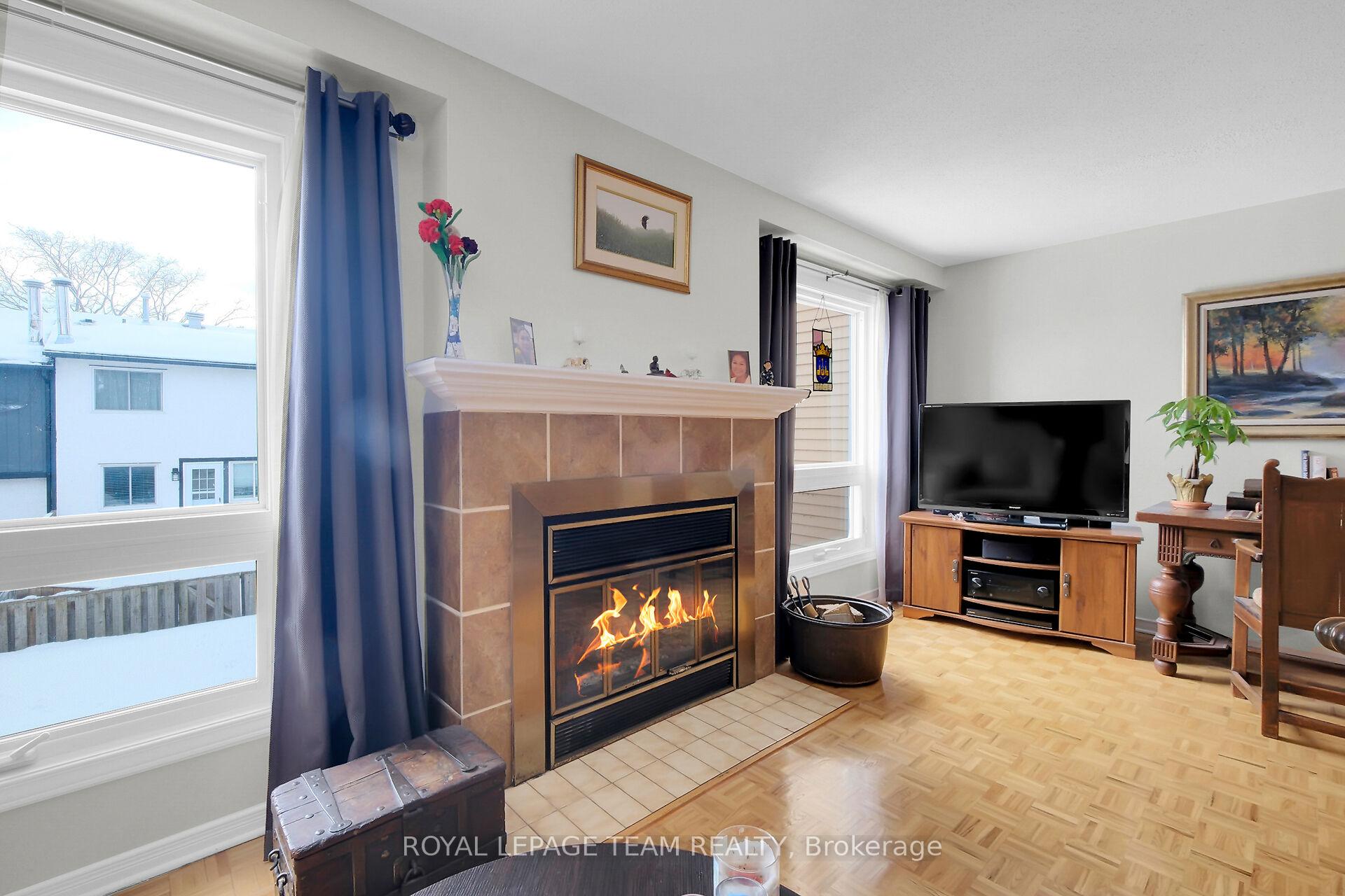 Photo 10 of 4B Maple Ridge Crescent W, Ottawa, Barrhaven - Pheasant Run — HOMEH