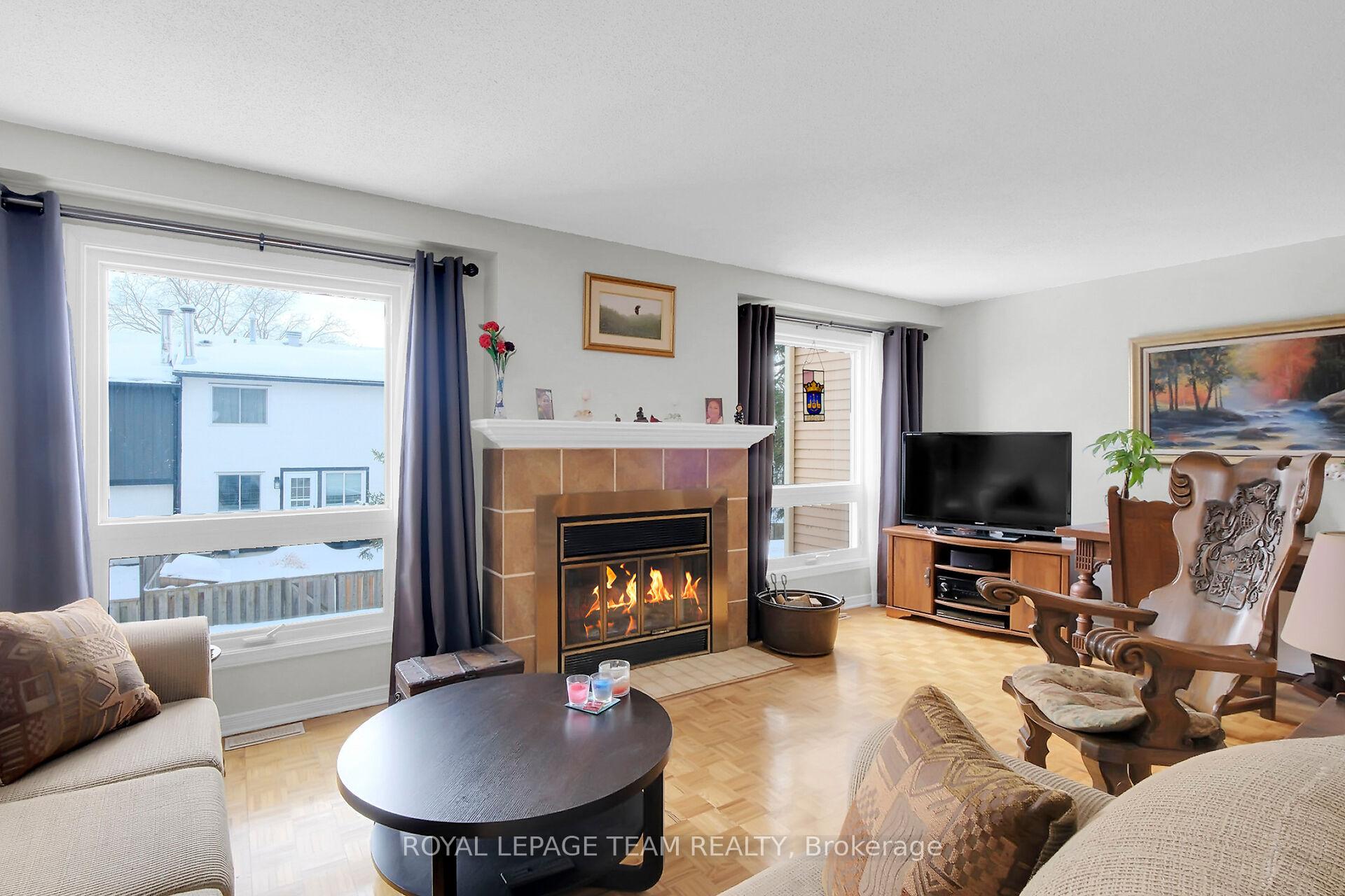 Photo 15 of 4B Maple Ridge Crescent W, Ottawa, Barrhaven - Pheasant Run — HOMEH