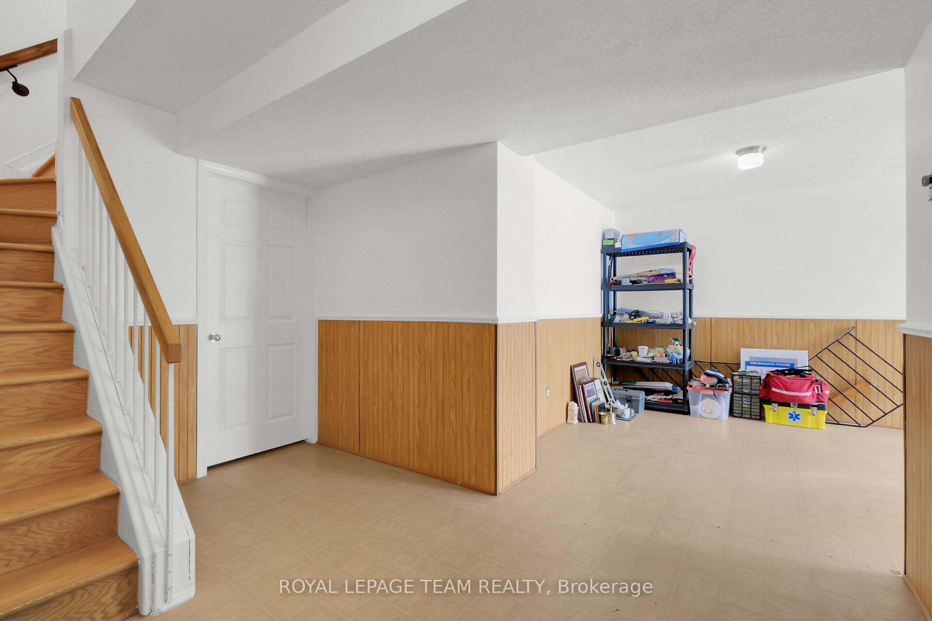 Photo 21 of 4B Maple Ridge Crescent W, Ottawa, Barrhaven - Pheasant Run — HOMEH