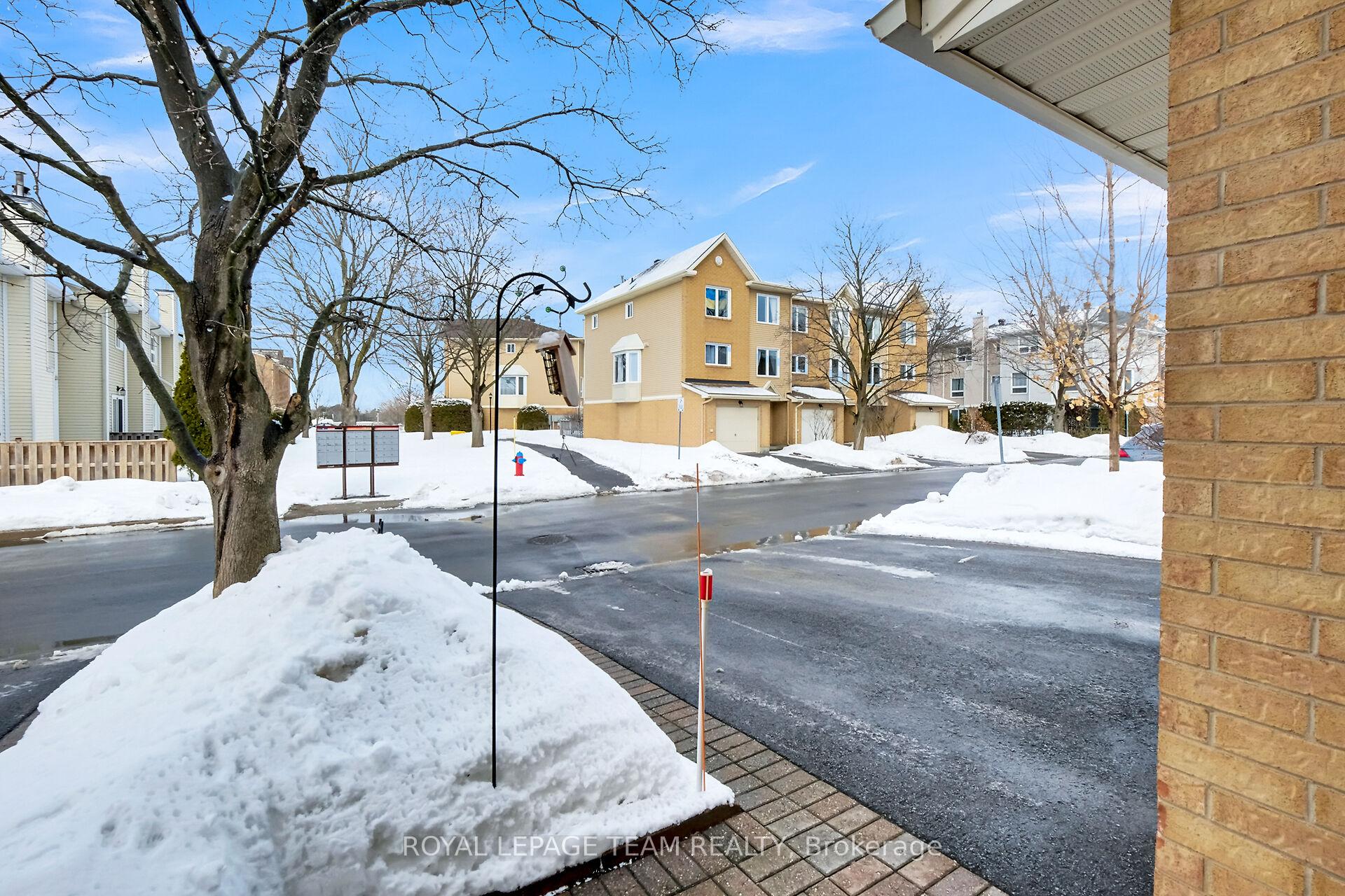 Photo 24 of 4B Maple Ridge Crescent W, Ottawa, Barrhaven - Pheasant Run — HOMEH