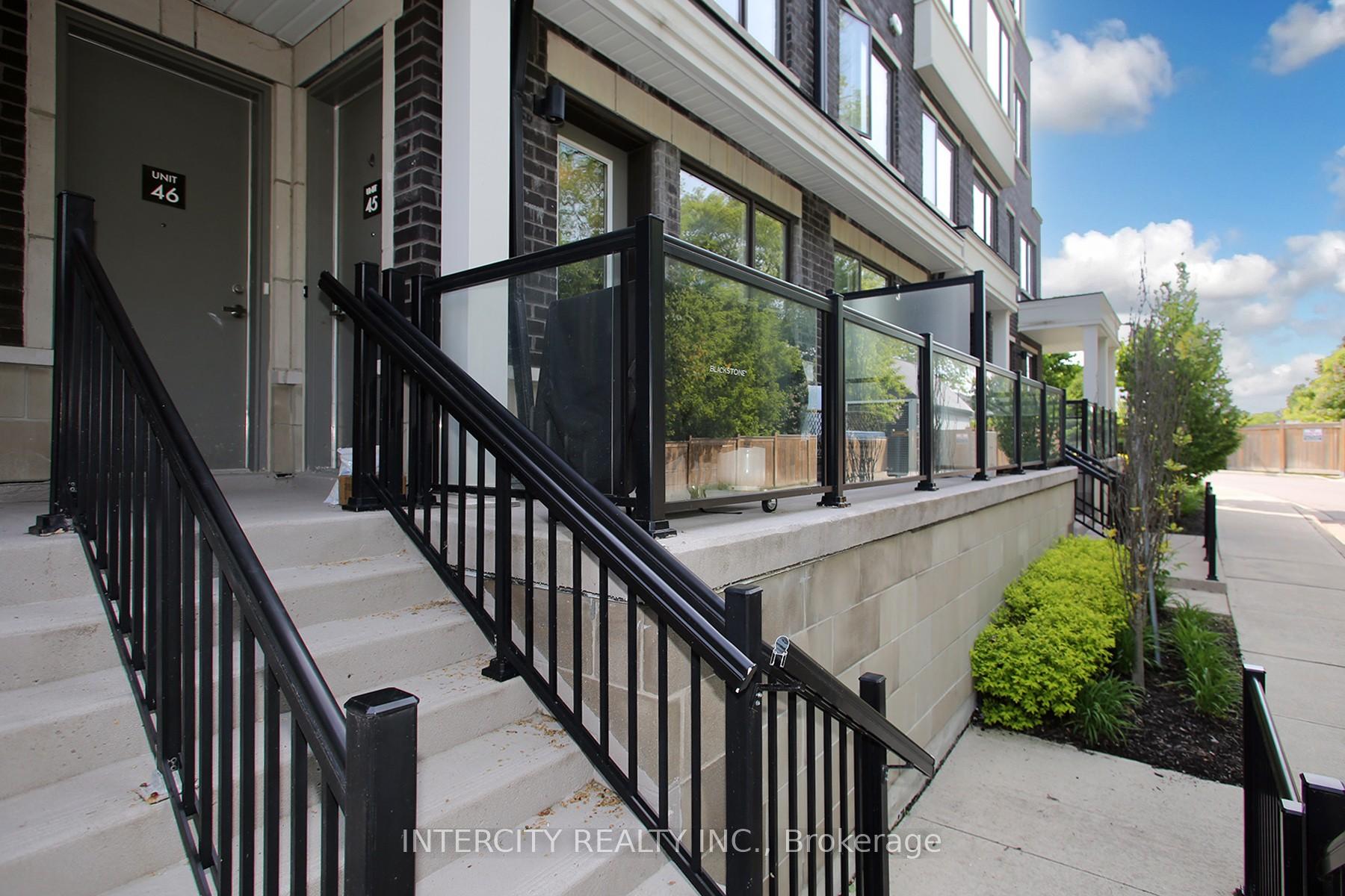 Photo 1 of Unit 45, 300 Alex Gardner Circle, Aurora, Aurora Heights — HOMEH
