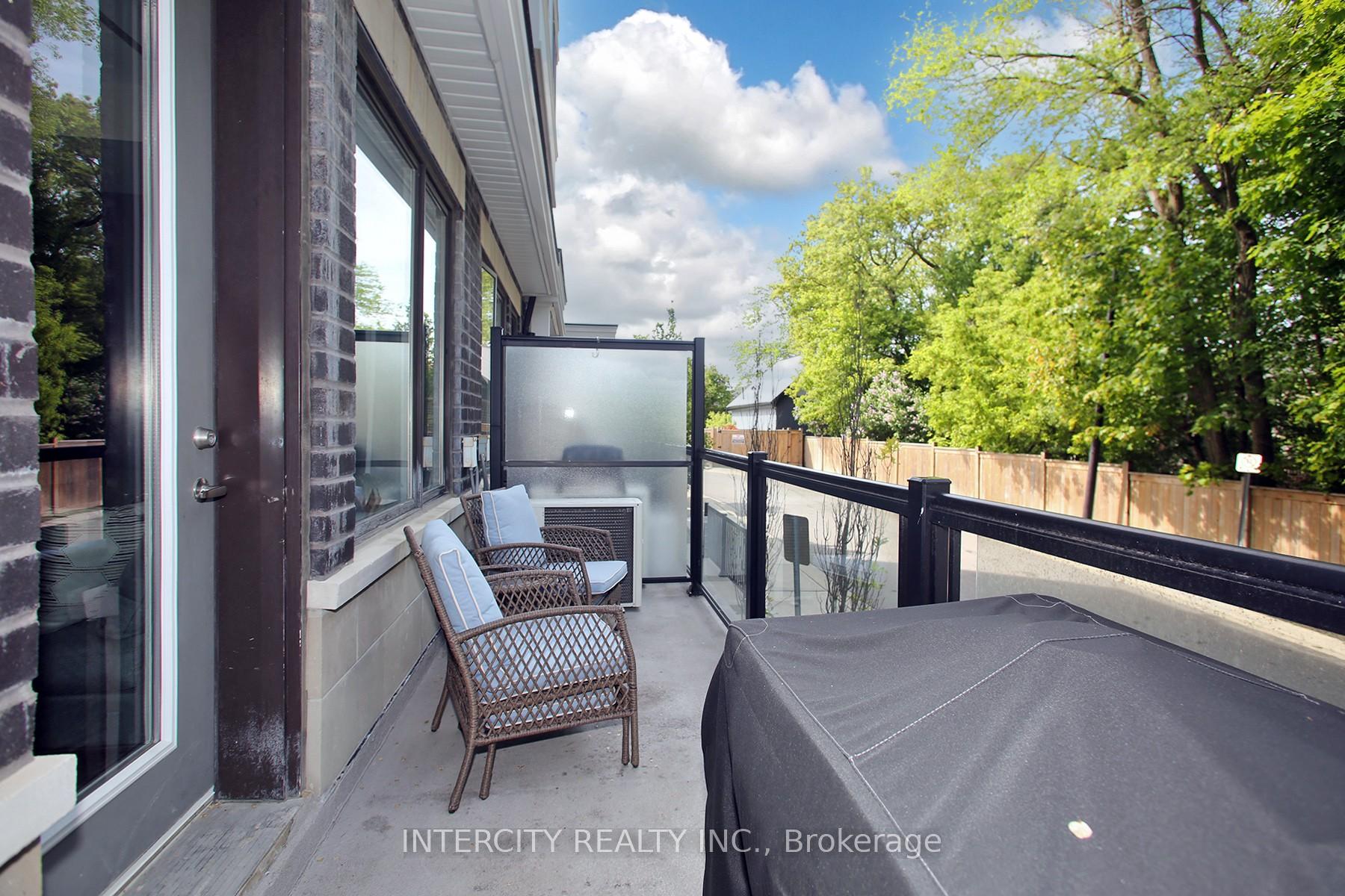 Photo 18 of Unit 45, 300 Alex Gardner Circle, Aurora, Aurora Heights — HOMEH