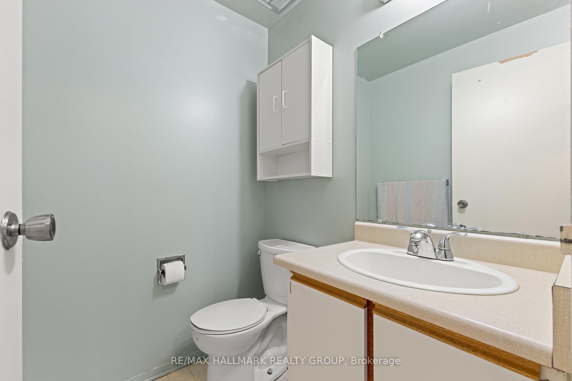 Photo 11 of 55 River Garden Private, Ottawa, Mooneys Bay/Riverside Park — HOMEH