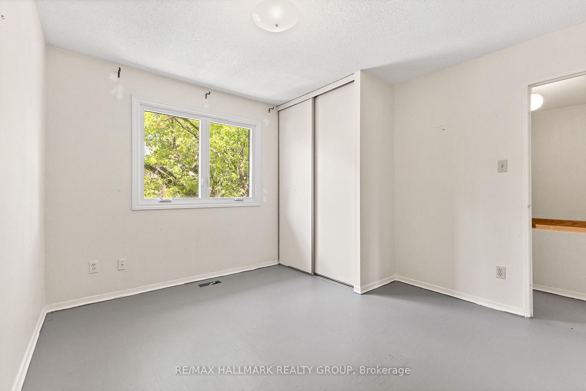 Photo 21 of 55 River Garden Private, Ottawa, Mooneys Bay/Riverside Park — HOMEH