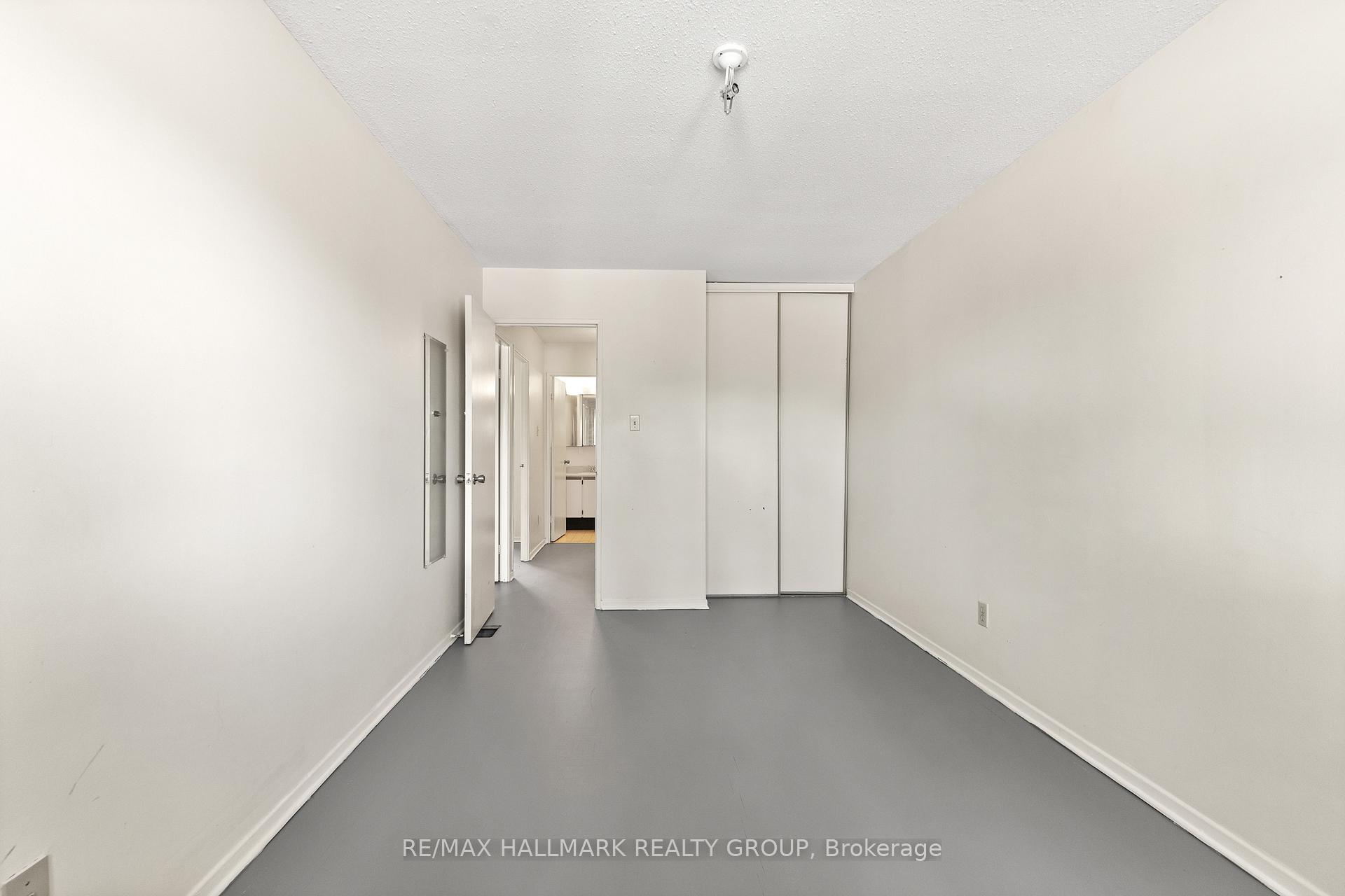 Photo 27 of 55 River Garden Private, Ottawa, Mooneys Bay/Riverside Park — HOMEH